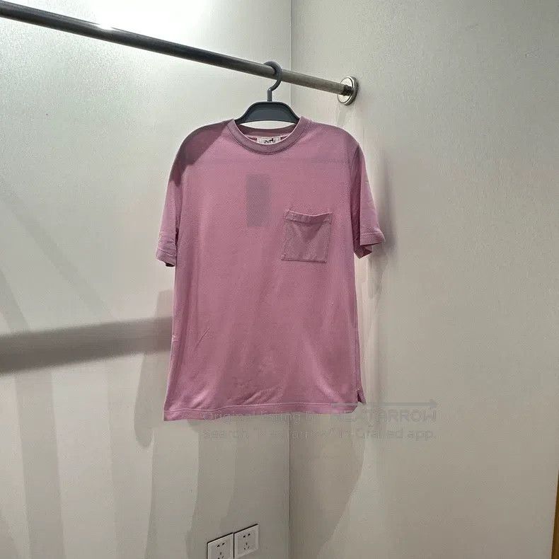 Hermes Hermes Pink Short Sleeve Size XS / US 0-2 / IT 36-38 - 1 Thumbnail