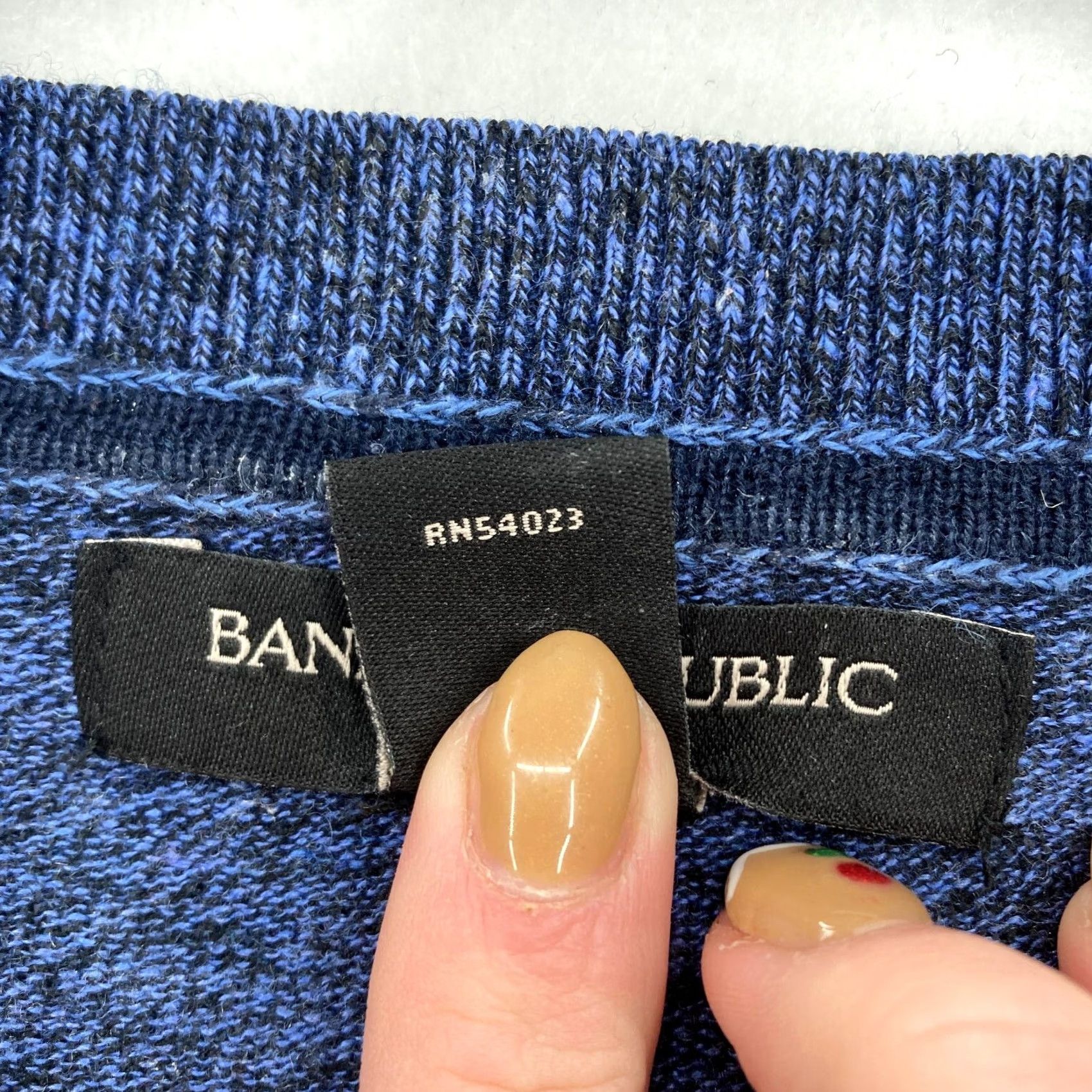 Banana Republic Banana Republic Silk Linen Blend V Neck Sweater Mens M Blue Preppy Casual Pullover Knit Long Sleeve Size US M / EU 48-50 / 2 - 5 Thumbnail