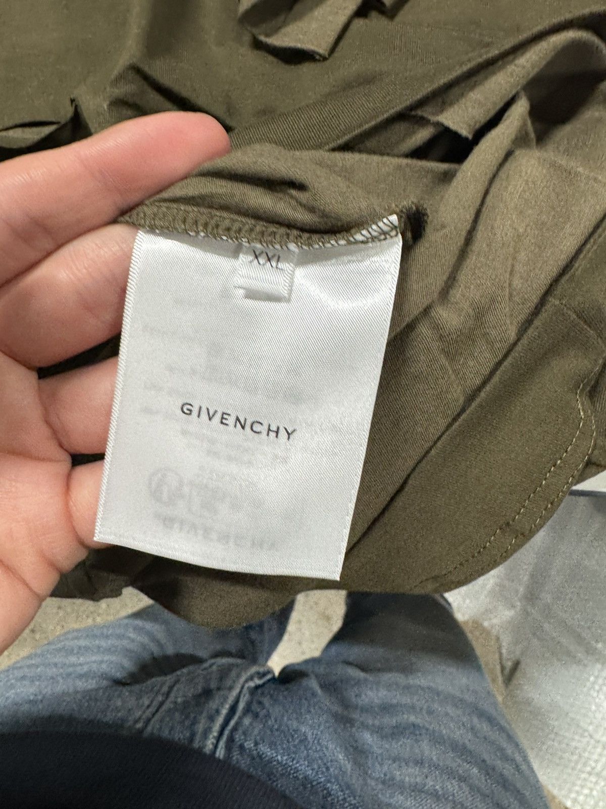 Givenchy Givenchy Cut Out T-Shirt NEW 900$ Size US XXL / EU 58 / 5 - 3 Thumbnail
