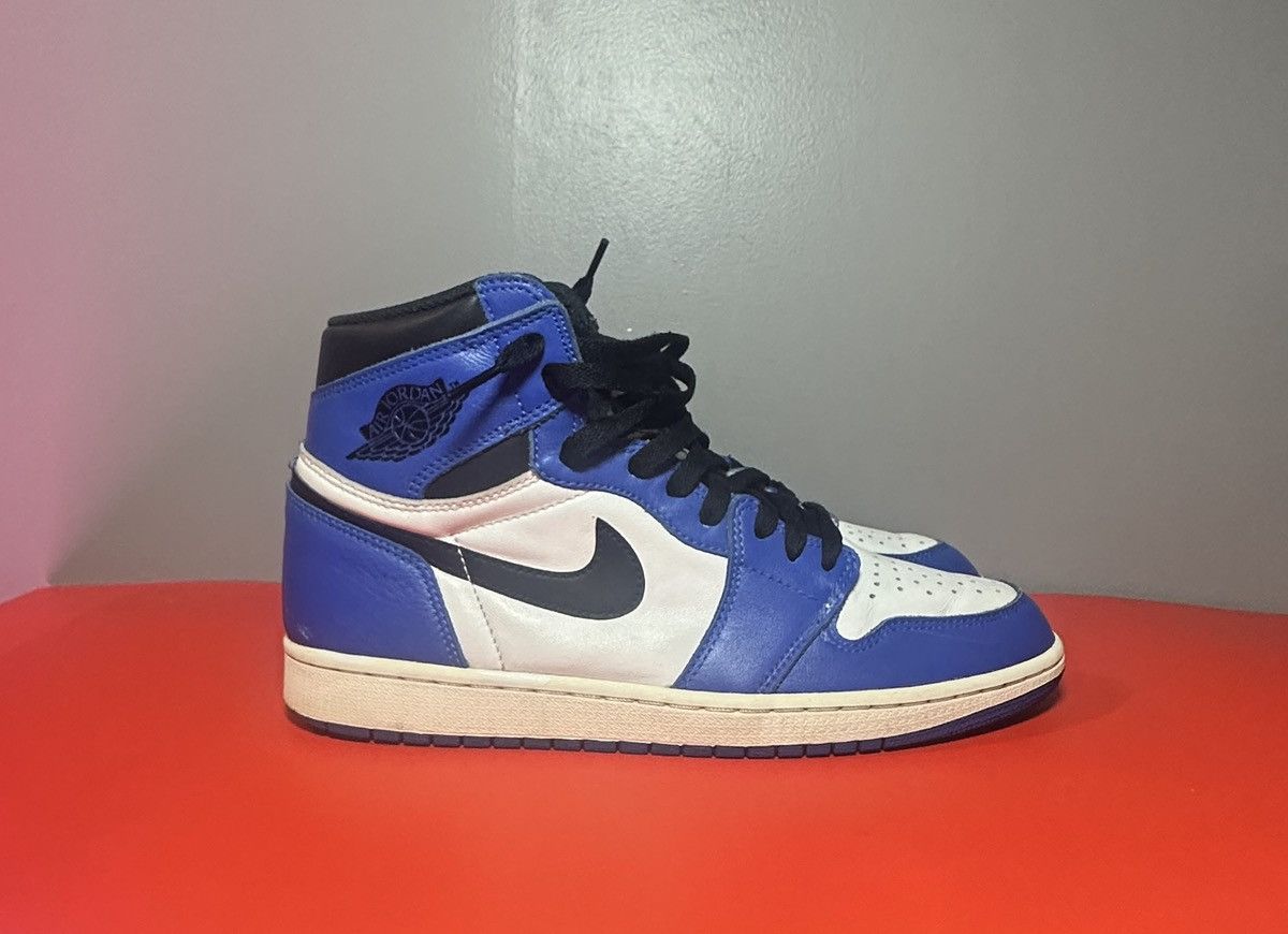 Jordan Brand Size 10 - Jordan 1 Retro High OG Game Royal 2018 Size US 10 / EU 43 - 1 Thumbnail