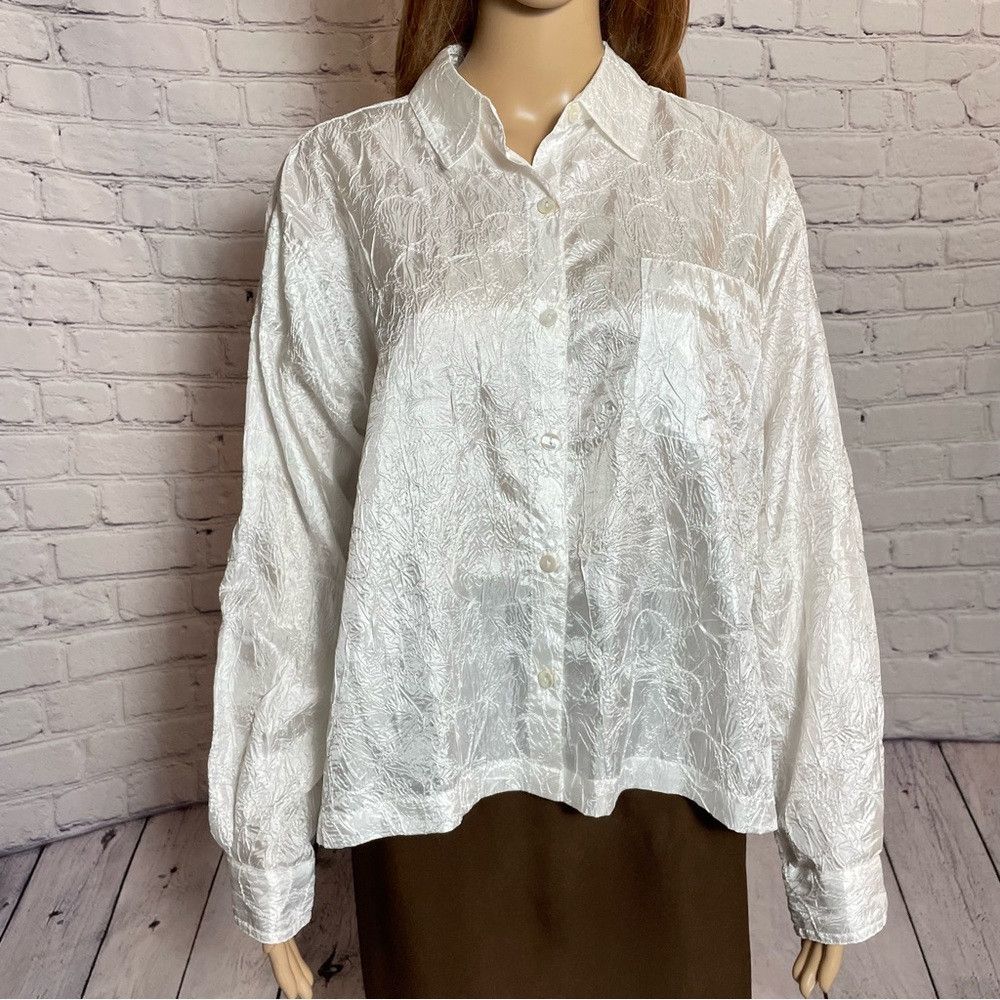 Chicos Chico's Embroidered Long Sleeve White Blouse Size 1 US M Size M / US 6-8 / IT 42-44 - 2 Thumbnail