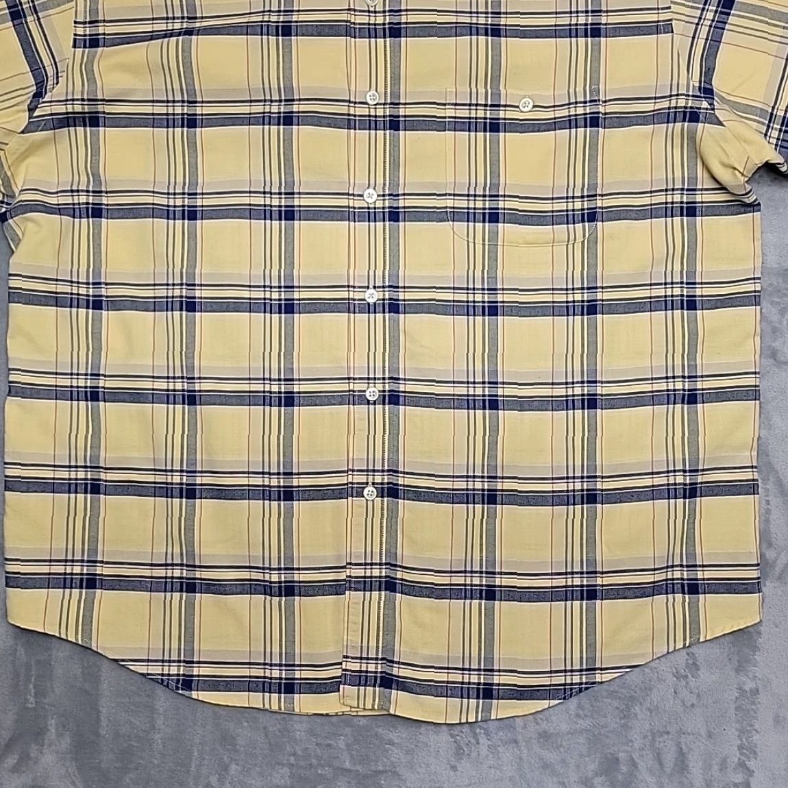 Etro VINTAGE TownCraft Shirt Mens XL Yellow Plaid Button Short Sleeve Wrinkle Free Retro Size US XL / EU 56 / 4 - 2 Thumbnail