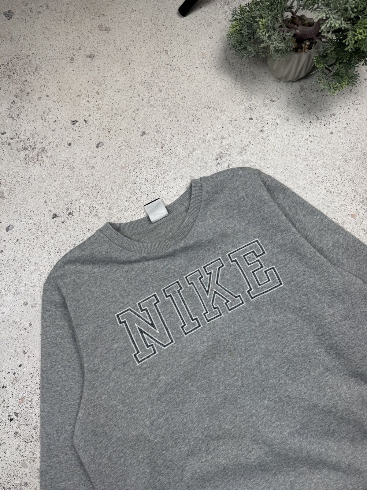 Nike × Vintage Vintage Y2K Nike Sweatshirt Jumper Grey Men’s Drill L Size US L / EU 52-54 / 3 - 8 Thumbnail