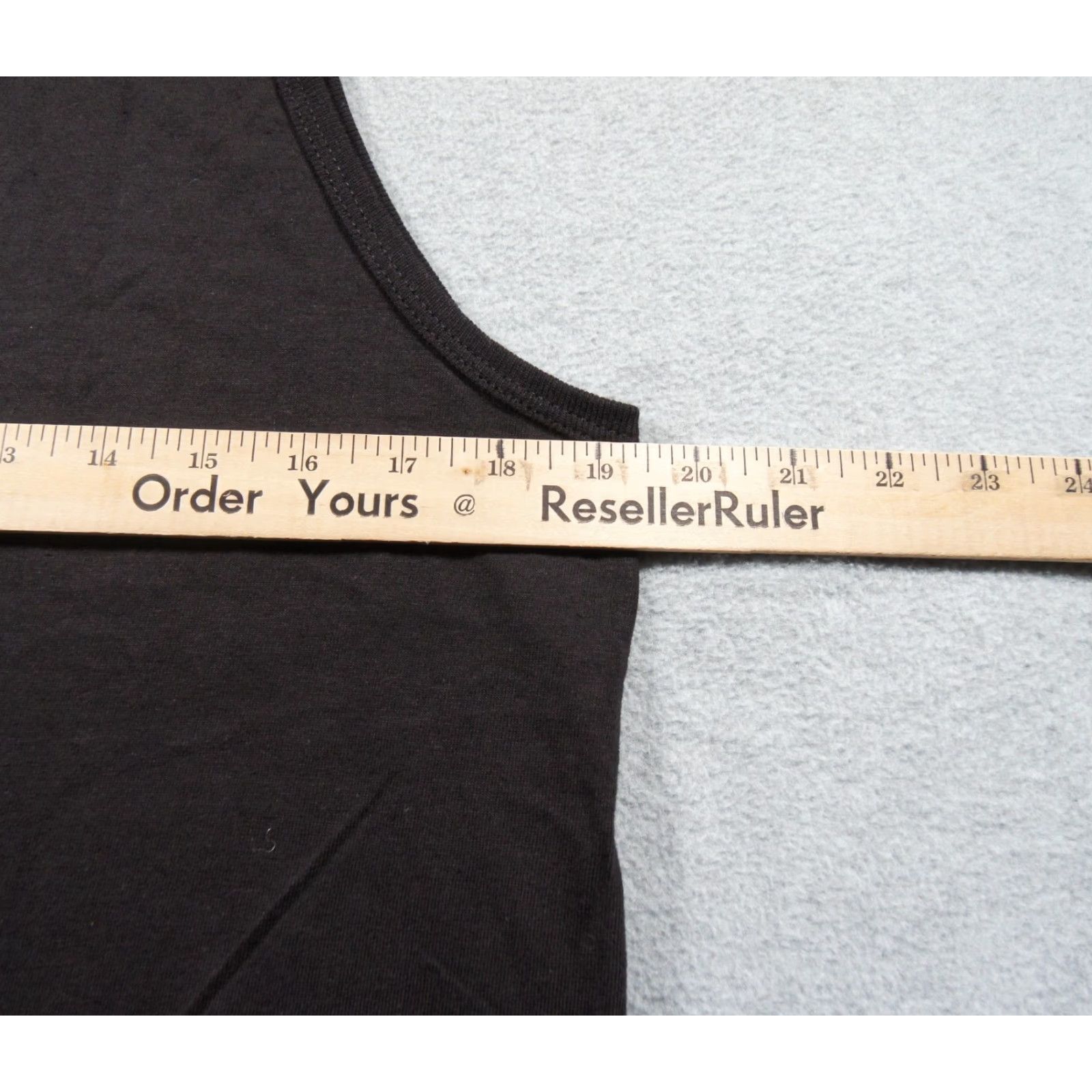 Undefeated Undefeated Shirt Mens Medium Black Tank Top Sleeveless Graphic Tee Streetwear VINTAGE? (no) Size US M / EU 48-50 / 2 - 7 Thumbnail