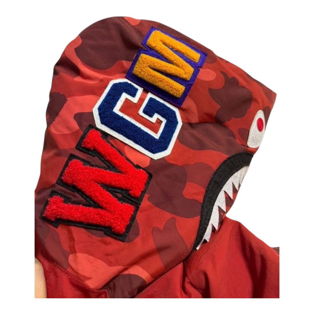 Bape BAPE Shark Puffer Down Jacket Red camo Size US L / EU 52-54 / 3 - 5 Thumbnail