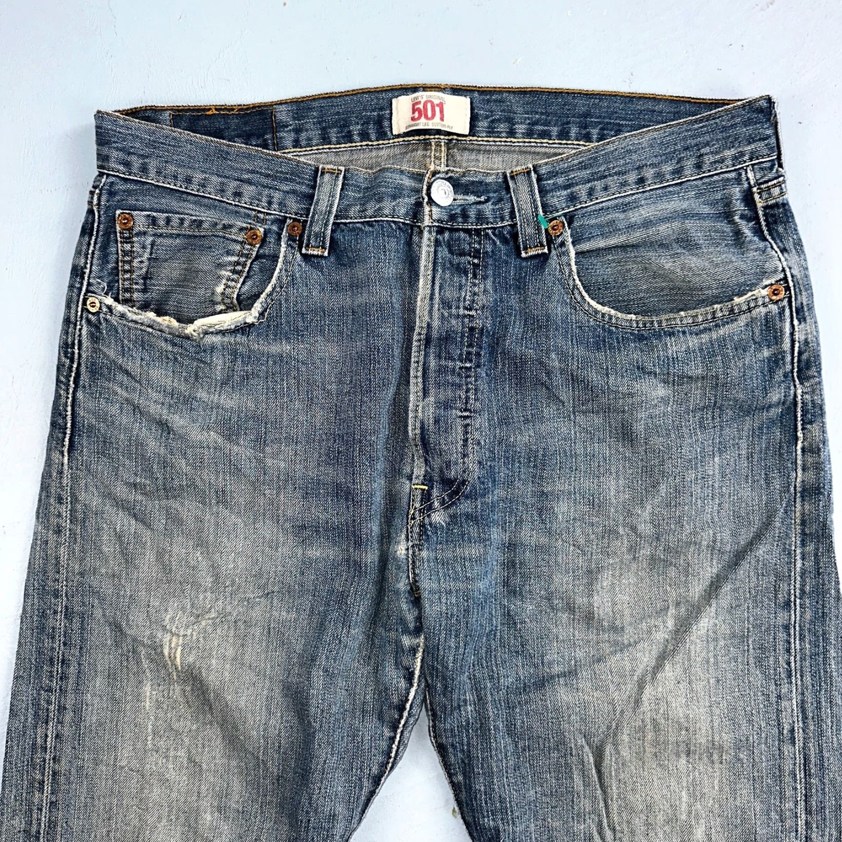 Levi's Levi's 501 Vintage Levis 501 XX Straight Jeans Blue Med Wash 33x34 90s Men's Straight Jeans Size US 33 - 2 Thumbnail