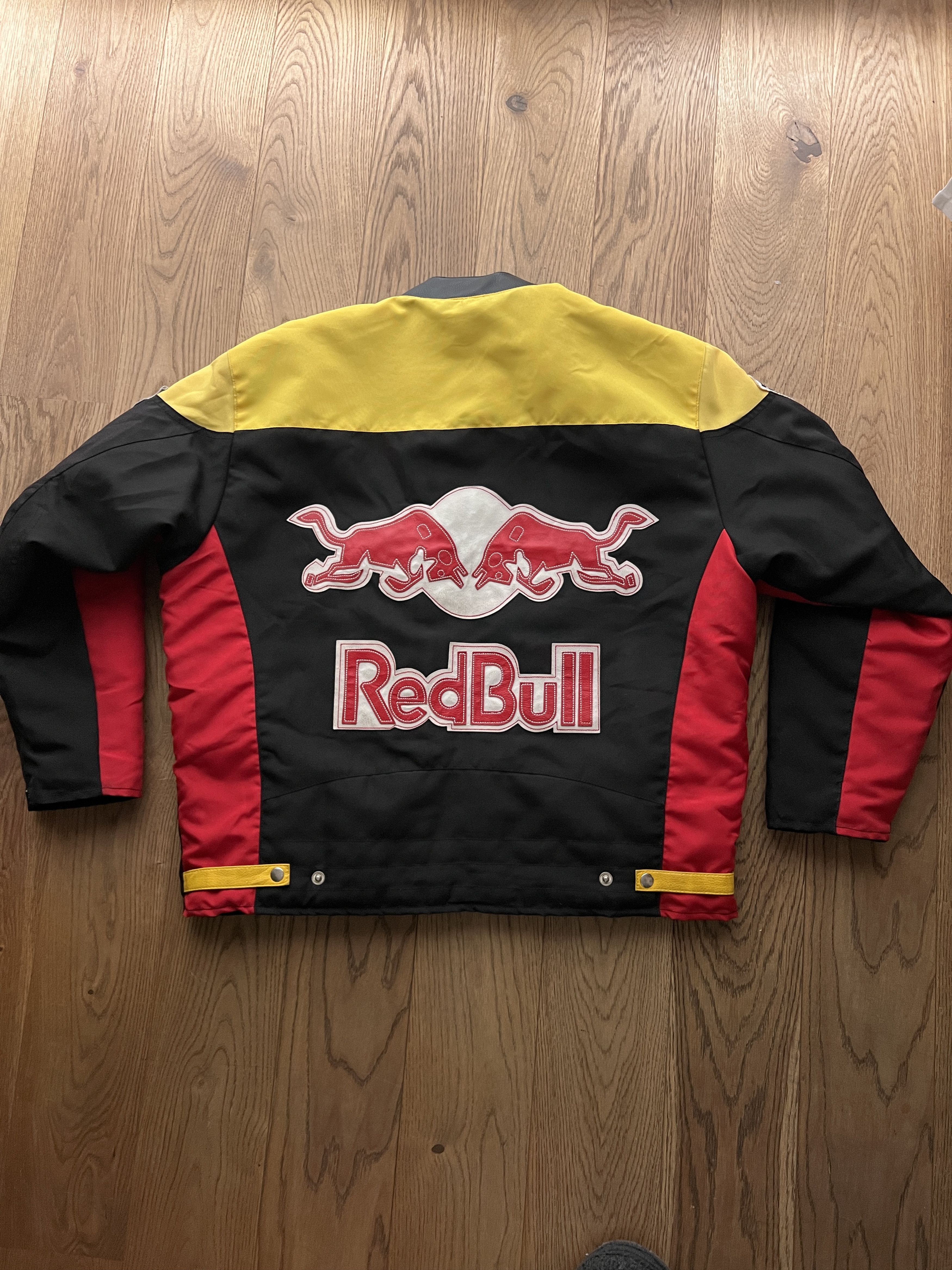 Red Bull CRAZY! Red Bull Vintage 2000s Racing bomber jacket baggy y2k Size US L / EU 52-54 / 3 - 4 Thumbnail