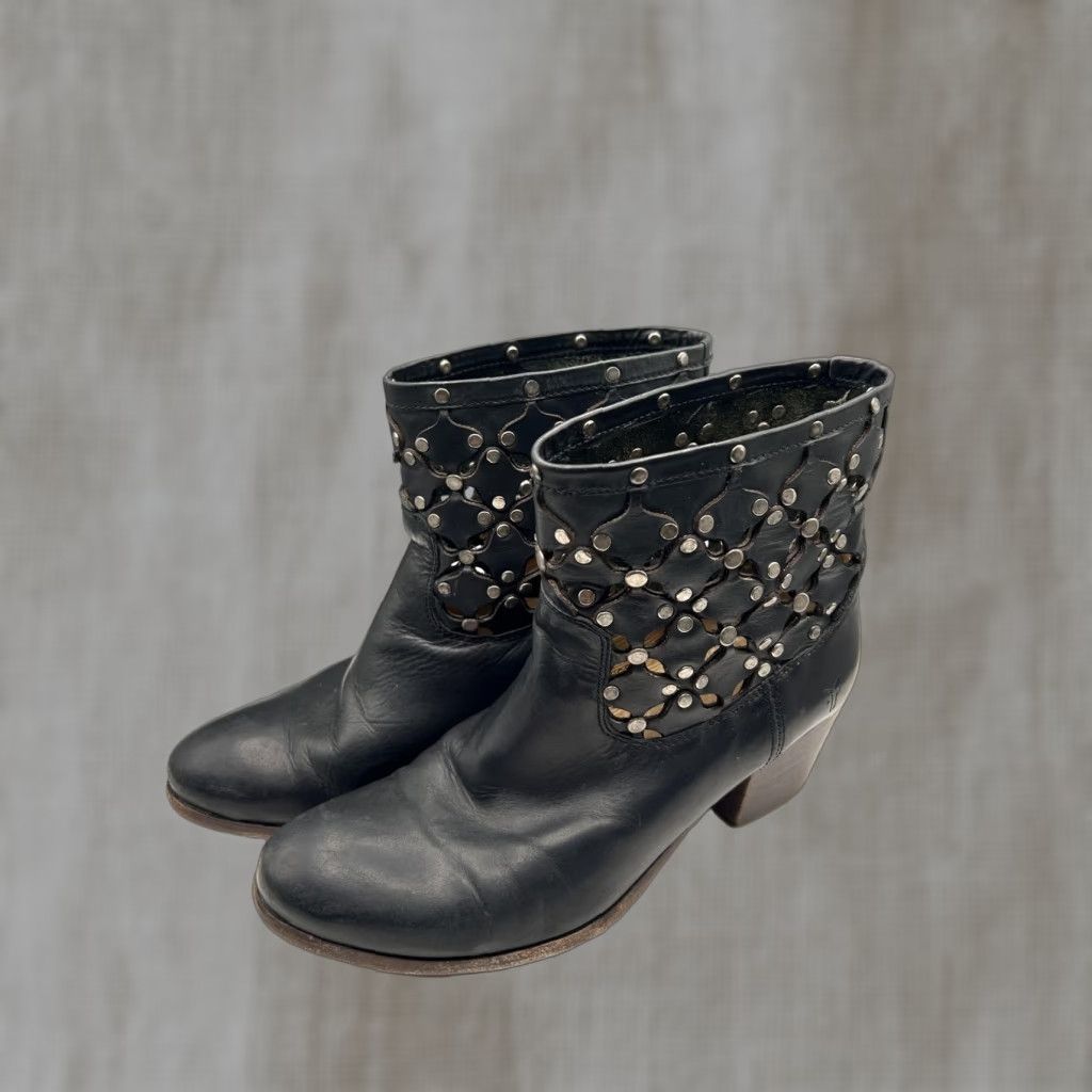 Frye Frye Boots Womens 7.5 B Black Studded Cutout Leather Ankle Booties Western Cad Leather Shaft Studded Block Heel Bootie Women Medium Width Black Size US 8 / IT 38 - 1 Thumbnail