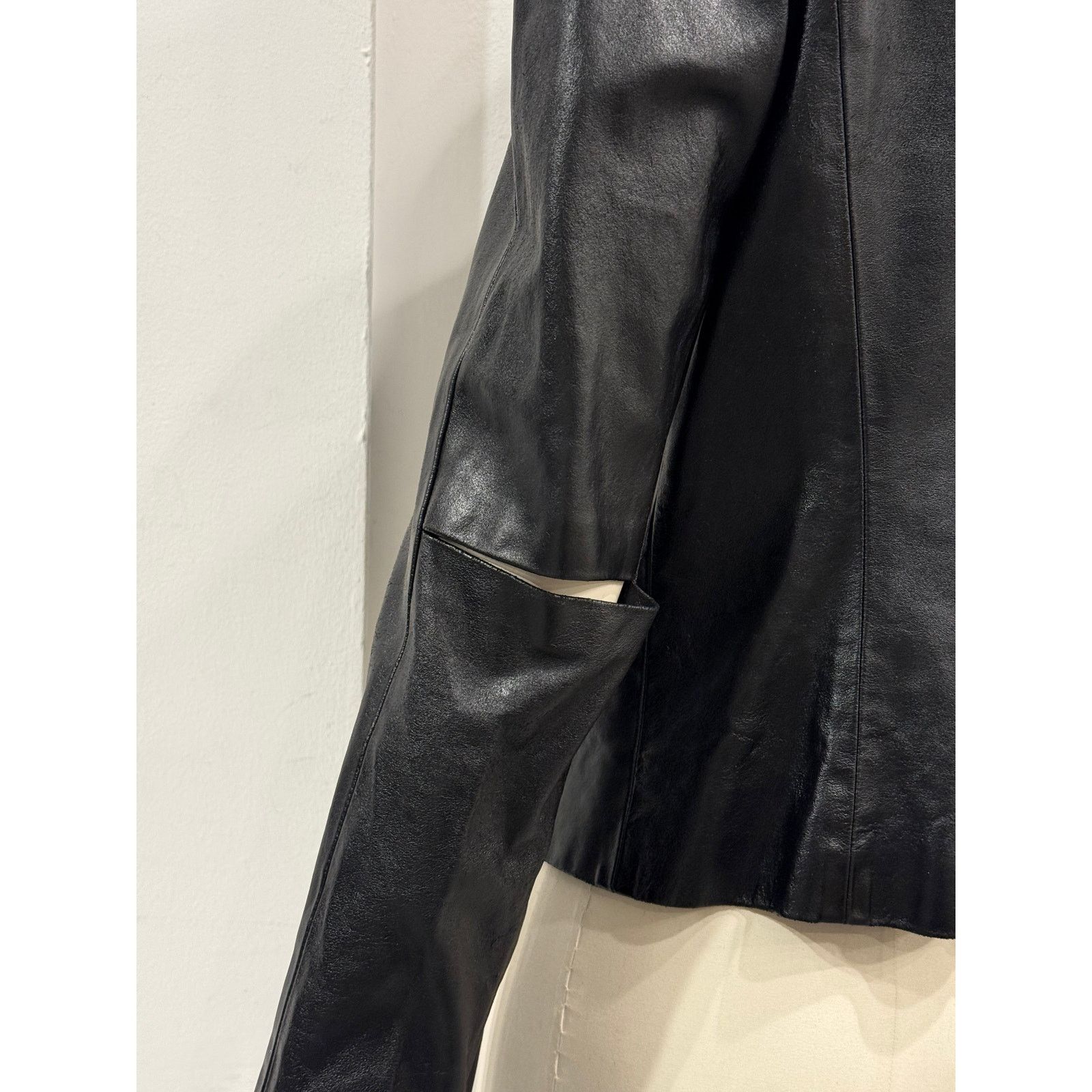 Paco Rabanne A/W2000 Paco Rabanne runway cut-out leather jacket Size S / US 4 / IT 40 - 8 Thumbnail