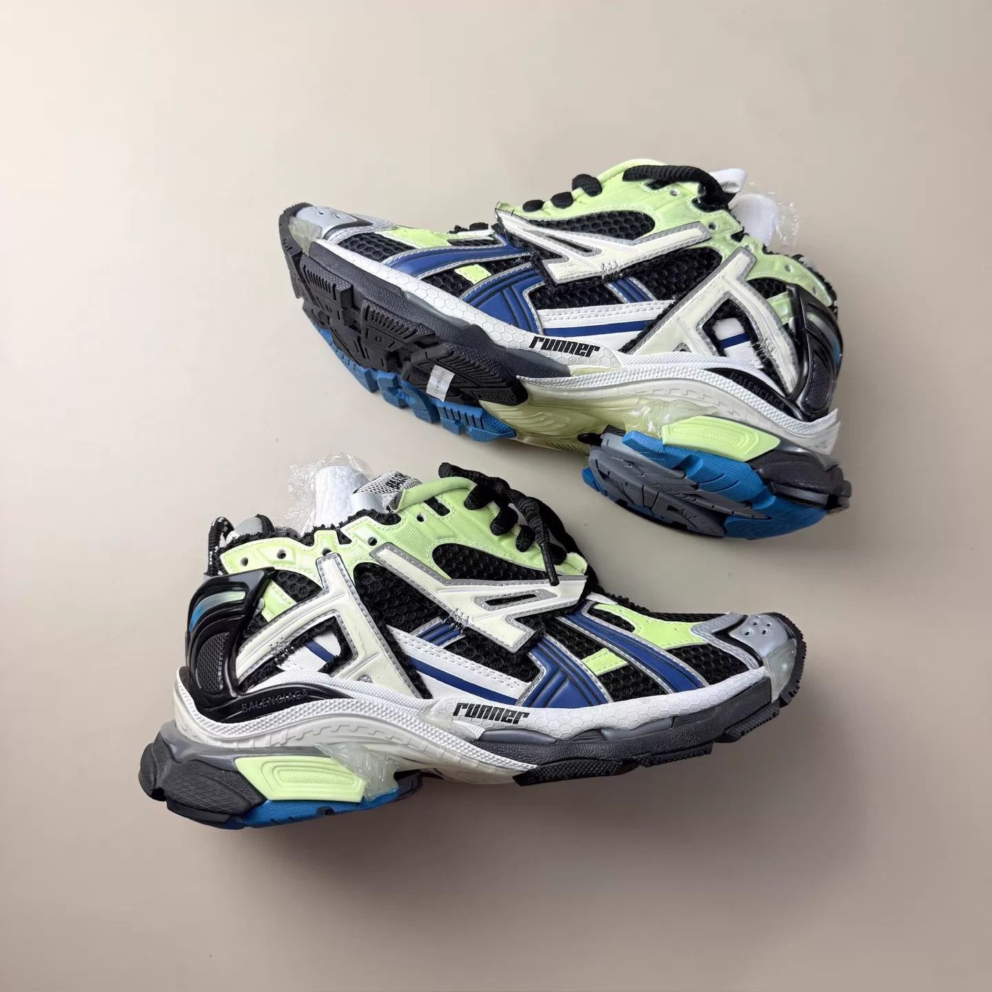 Balenciaga Balenciaga Runner blue green 36, new, tried on, mint Size US 5.5 / IT 35.5 - 4 Thumbnail
