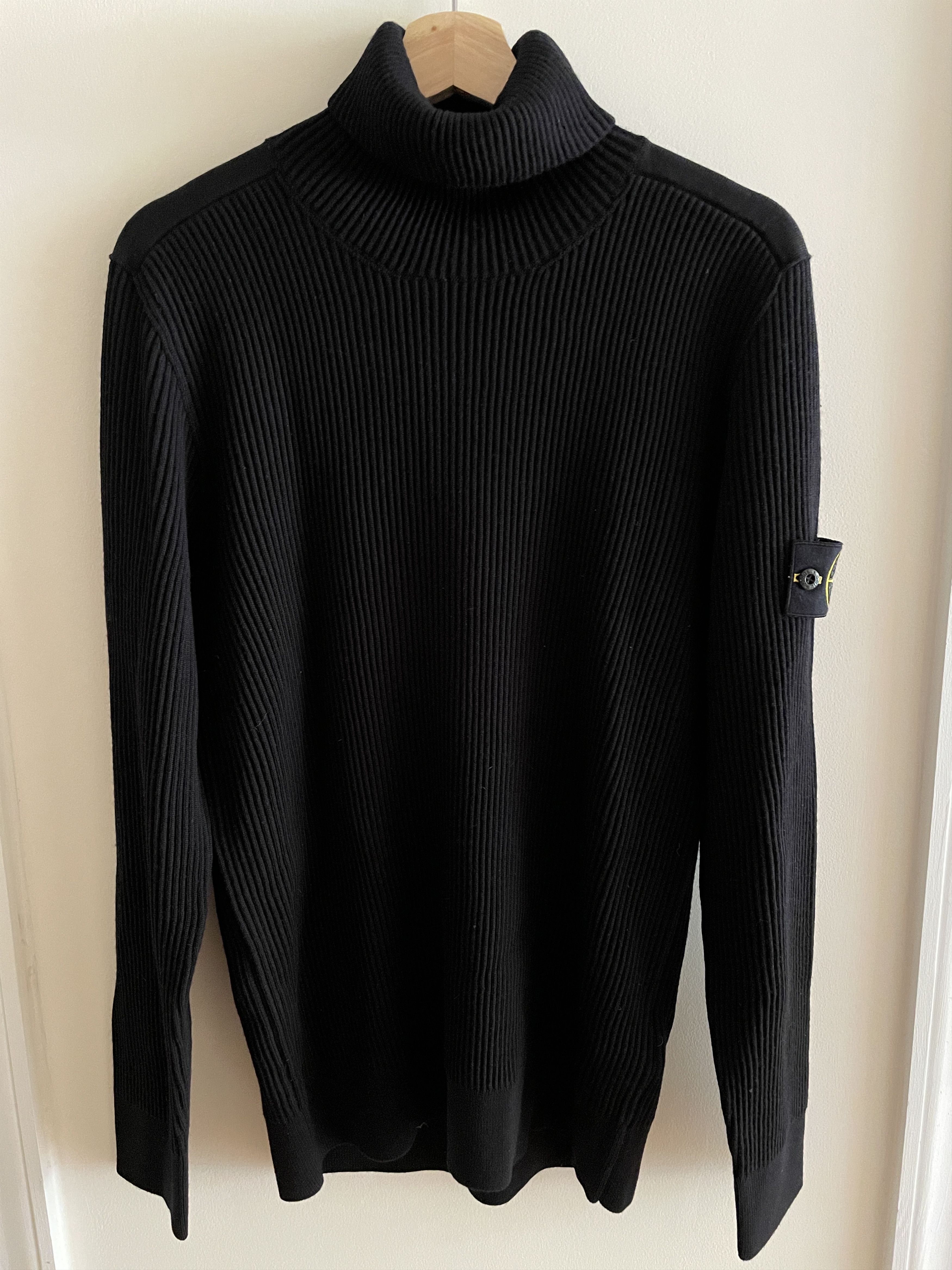 Stone Island Full Rib Turtleneck Size US L / EU 52-54 / 3 - 1 Thumbnail