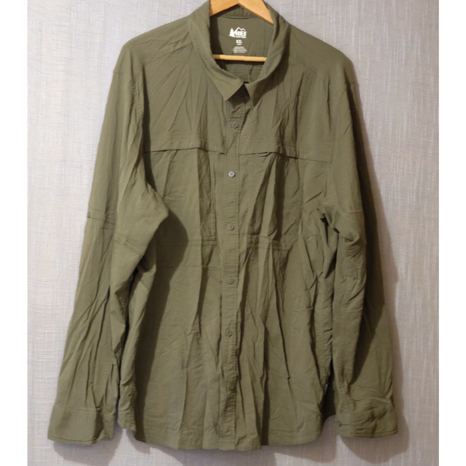 Vintage EUC REI Coop Shirt Green Long Sleeve Outdoor Hiking Mens 2XL Button-Up Nylon/Spandex Casual Travel Pockets 90s? Size US XXL / EU 58 / 5 - 2 Thumbnail