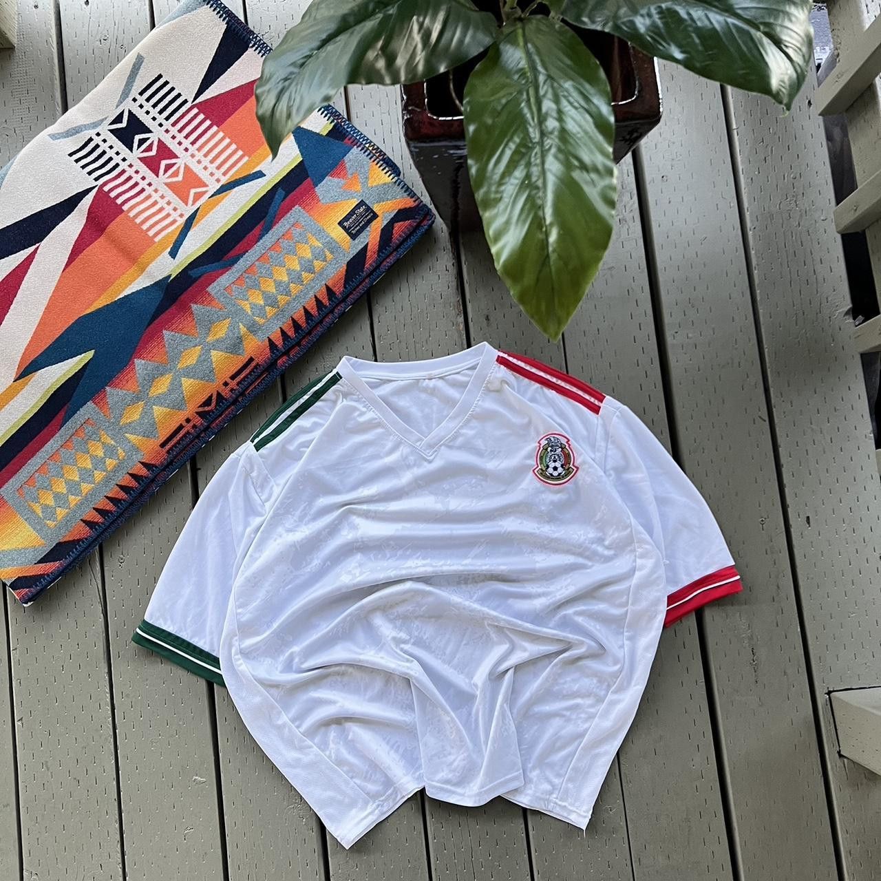 Vintage Vintage Mexico Soccer Size US XL / EU 56 / 4 - 1 Thumbnail