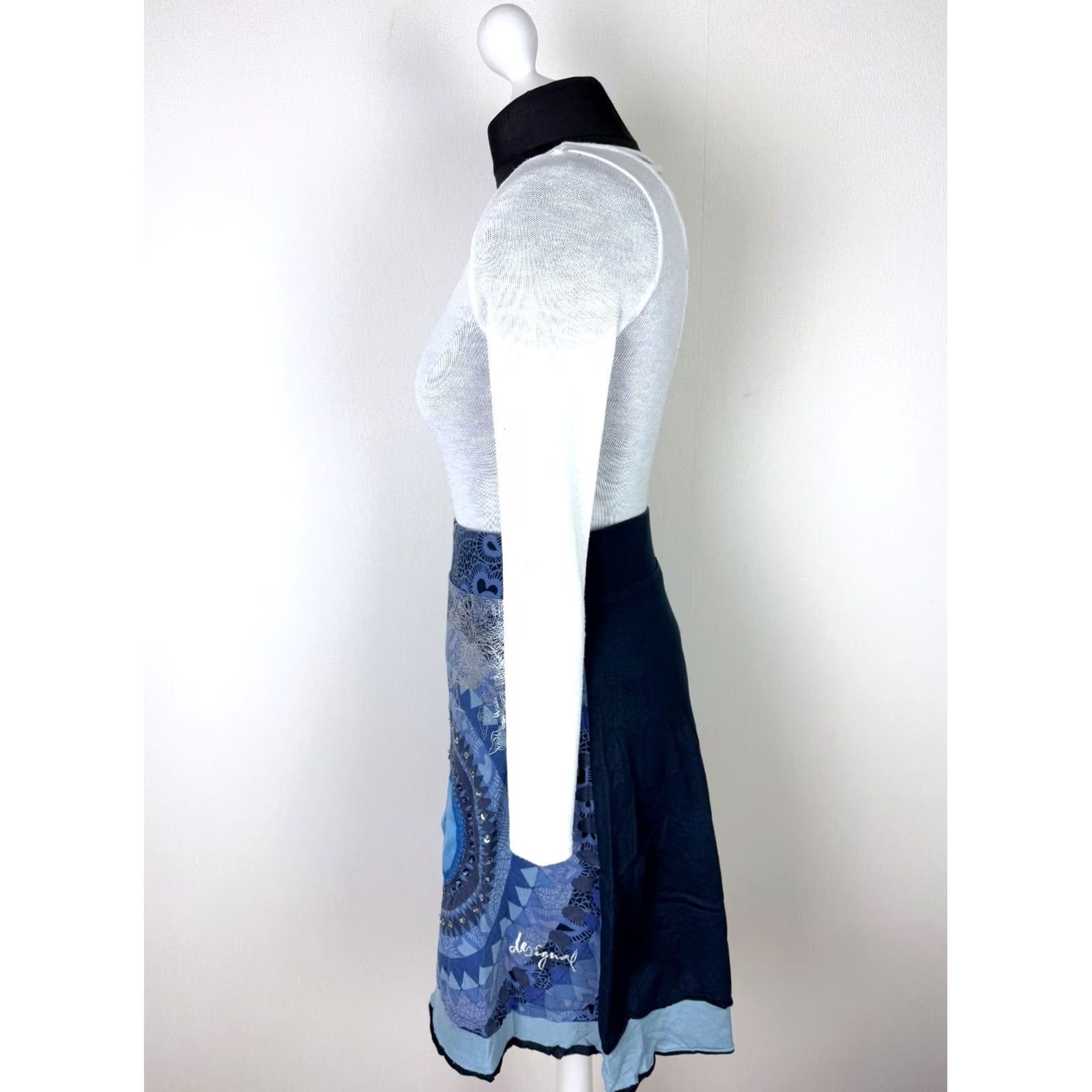 Desigual Desigual Skirt XL Womens Knee Length Blue Desigual Skirt Womens XL Blue Knee Length Size 40" / US 18 - 3 Thumbnail