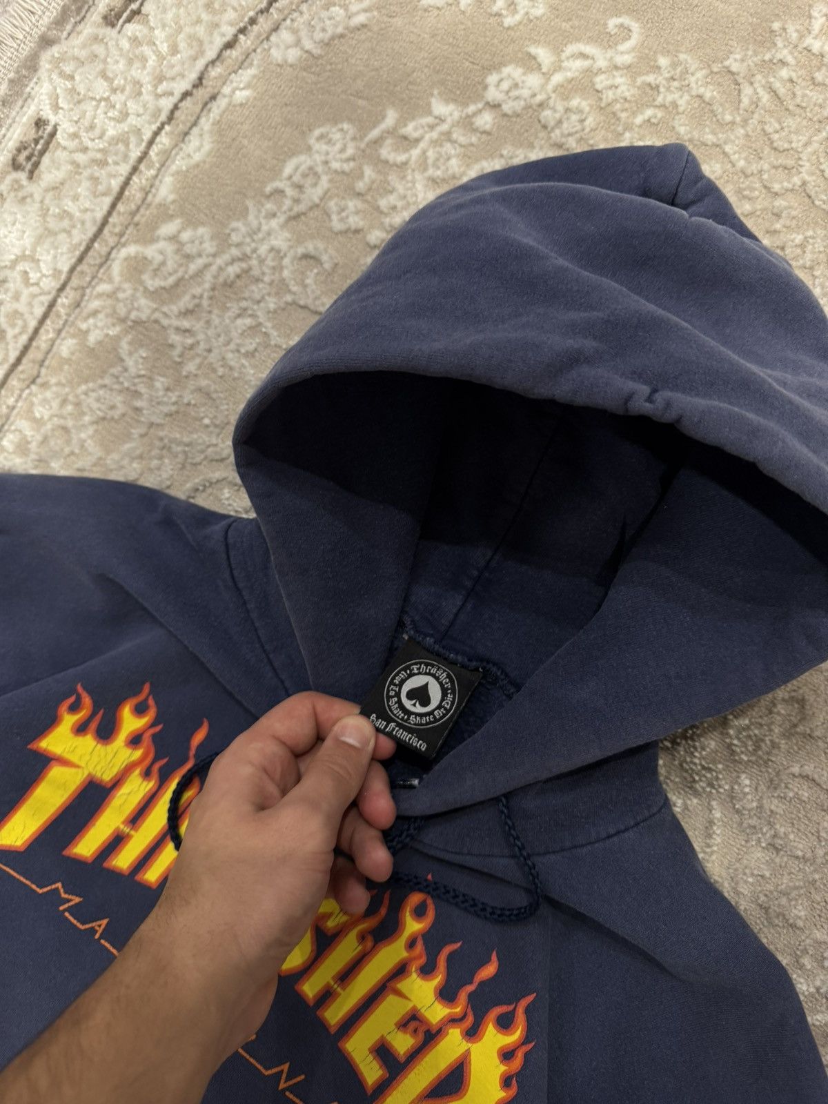 Thrasher Vintage 90s Thrasher Magazine Distressed Hoodie Sweatshirt Size US L / EU 52-54 / 3 - 6 Thumbnail