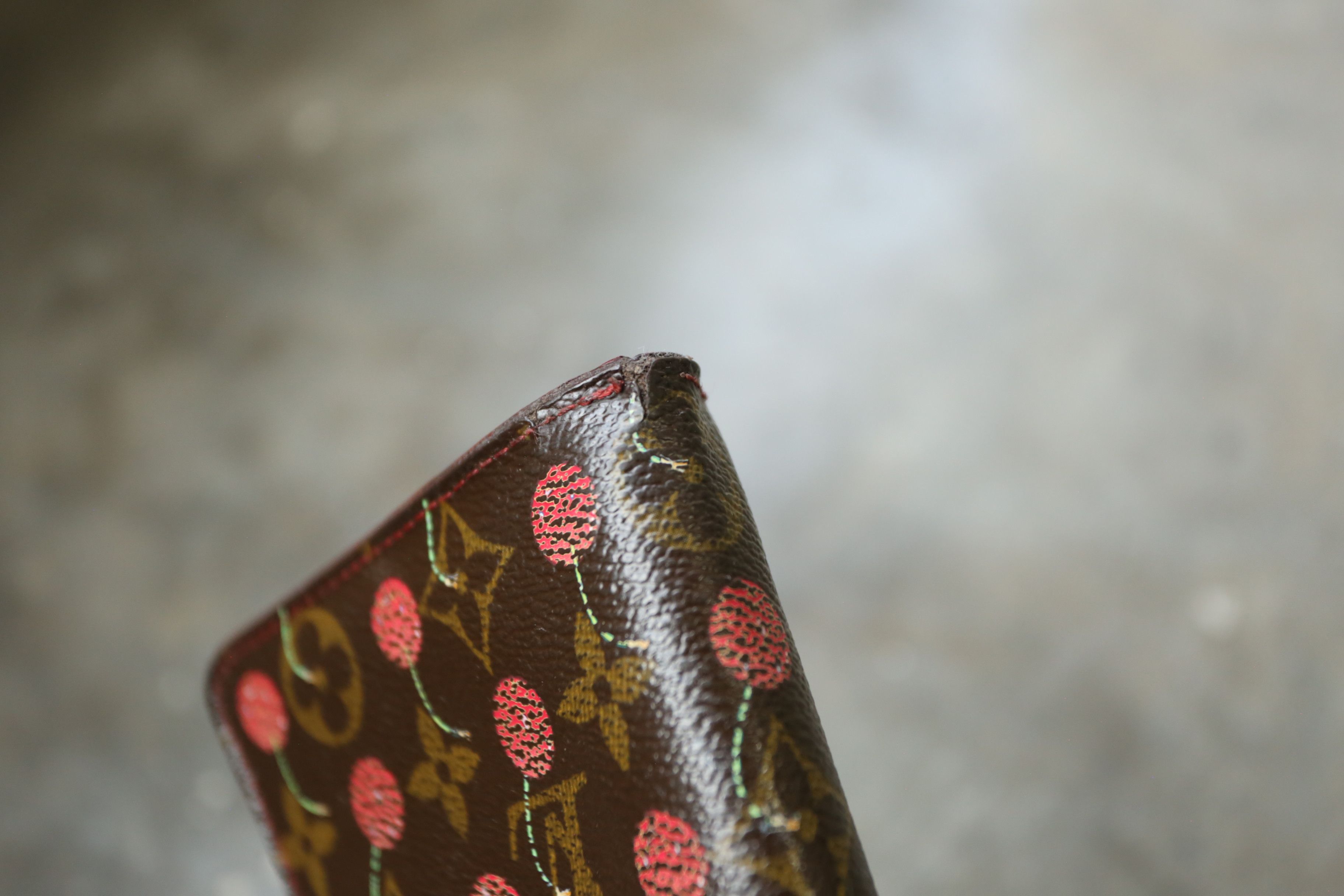 Louis Vuitton × Takashi Murakami LV - MJ - TM - S/S 05 - Cerise Monogram Compact Zip Wallet Size ONE SIZE - 4 Thumbnail
