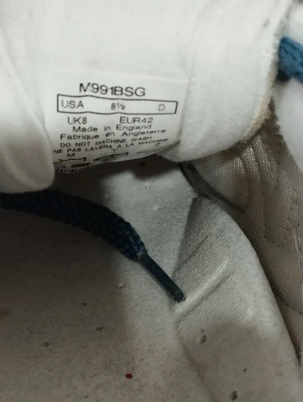 New Balance New Balance 991 England size 42 sneakers M991BSG Size US 8.5 / EU 41-42 - 10 Thumbnail