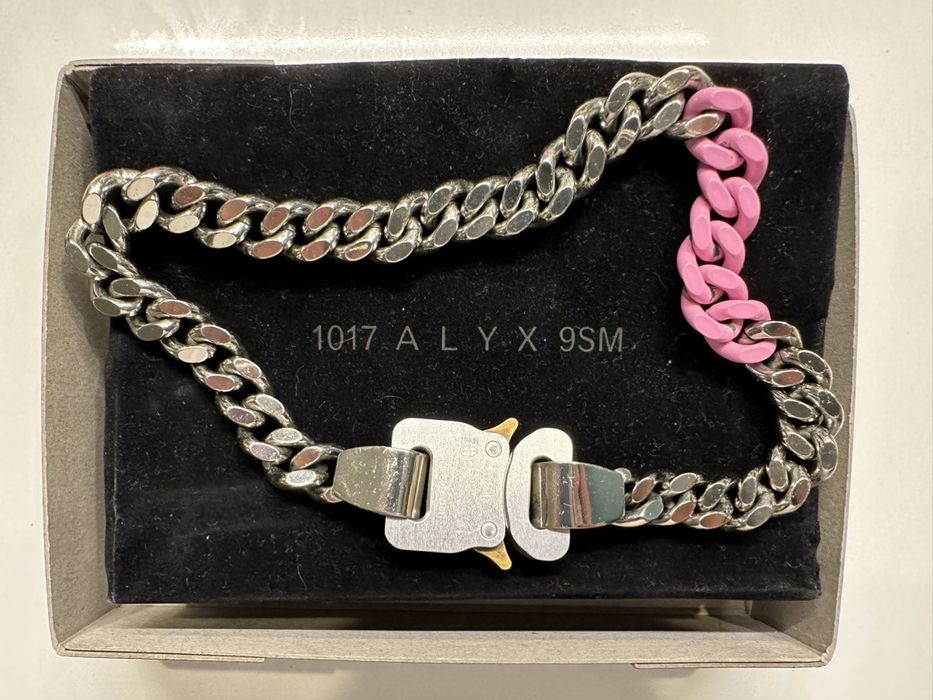 Alyx 1017 Alyx 9SM Colored Link Buckle Necklace M Silver/Pink