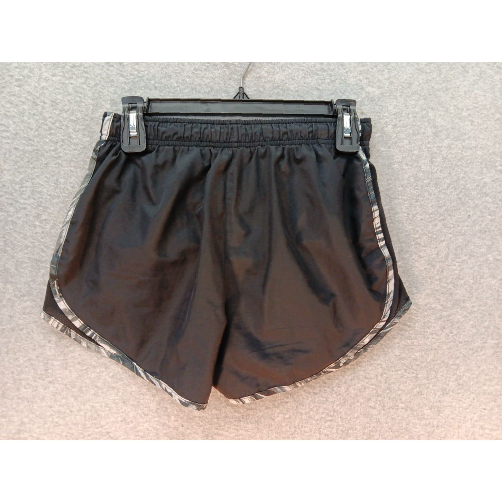 Nike Nike Athletic Dri Fit Tempo Running Shorts Womens S Black Size 28" / US 6 / IT 42 - 6 Thumbnail