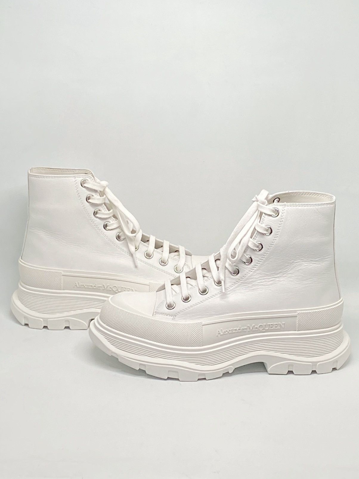 Alexander McQueen Alexander McQueen Tread Slick Leather Boot size 40 Size US 10 / IT 40 - 9 Thumbnail