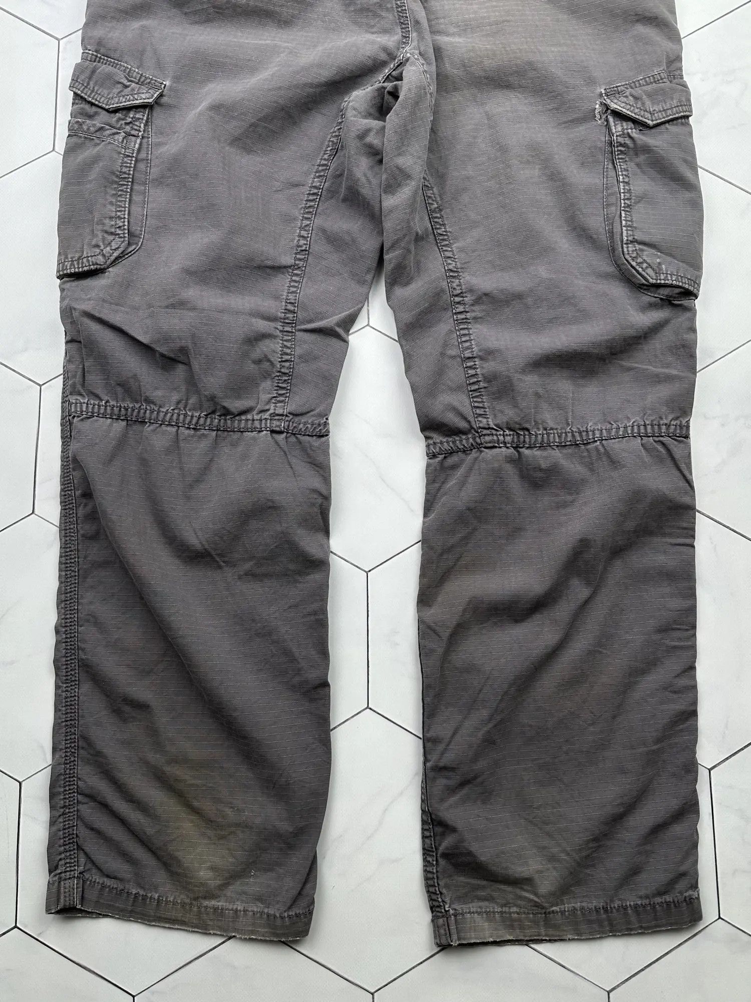 Carhartt Carhartt Thrashed Vintage Cargo Pants (B254) Size US 38 / EU 54 - 15 Thumbnail