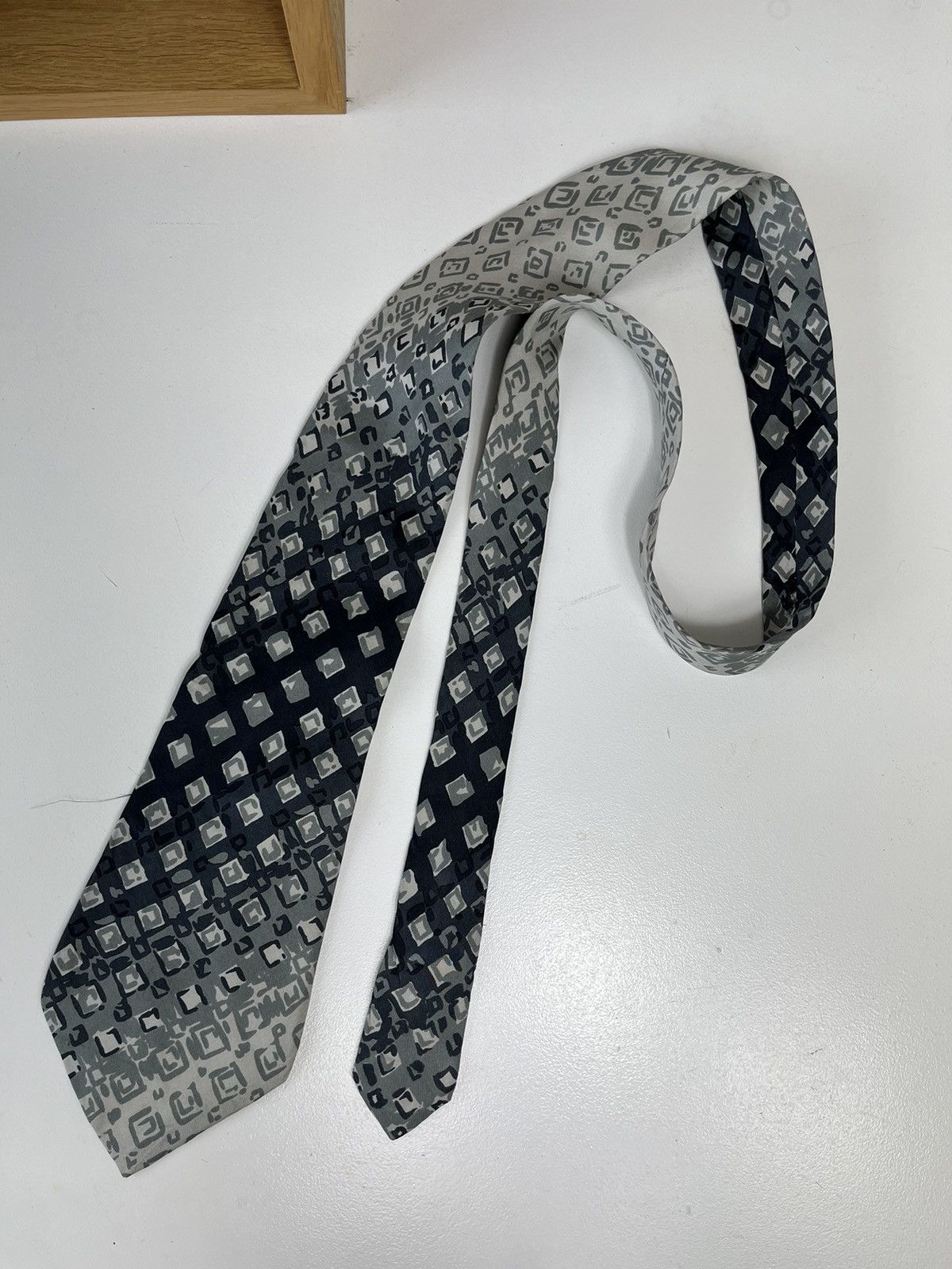 Guy Laroche Guy Laroche Vintage Silk Tie Made in France Size ONE SIZE - 1 Thumbnail