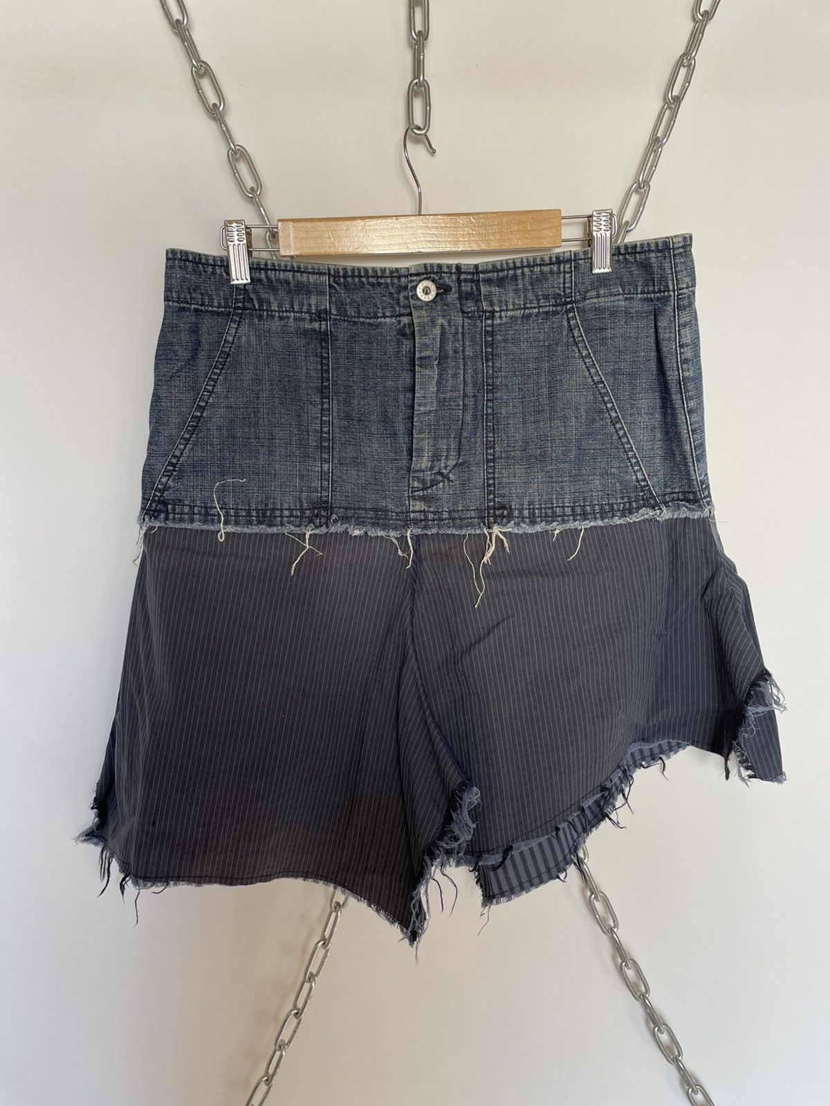 Michiko Koshino Y2K Michiko Koshino Asymmetrical Denim Skirt L Size Size 32" / US 10 / IT 46 - 2 Thumbnail
