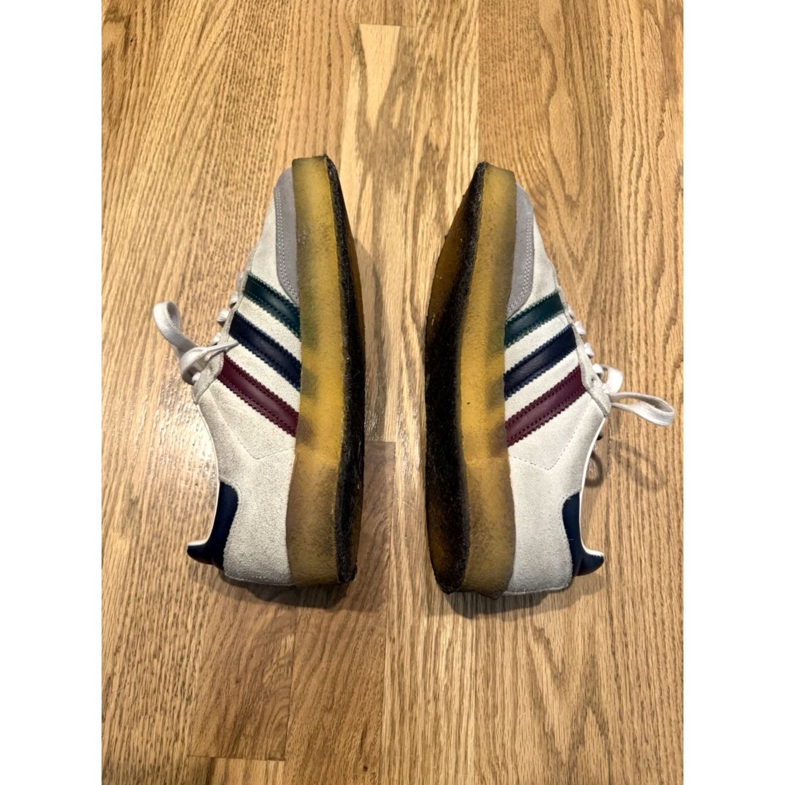 Adidas Kith Ronnie Fieg Clarks Adidas 8th Street Samba Kithmas Men’s Size US 7 Shoes, Ivory, adidas Samba, Suede, Low Top, Vintage: No, Black? Size US 7 / EU 40 - 3 Thumbnail