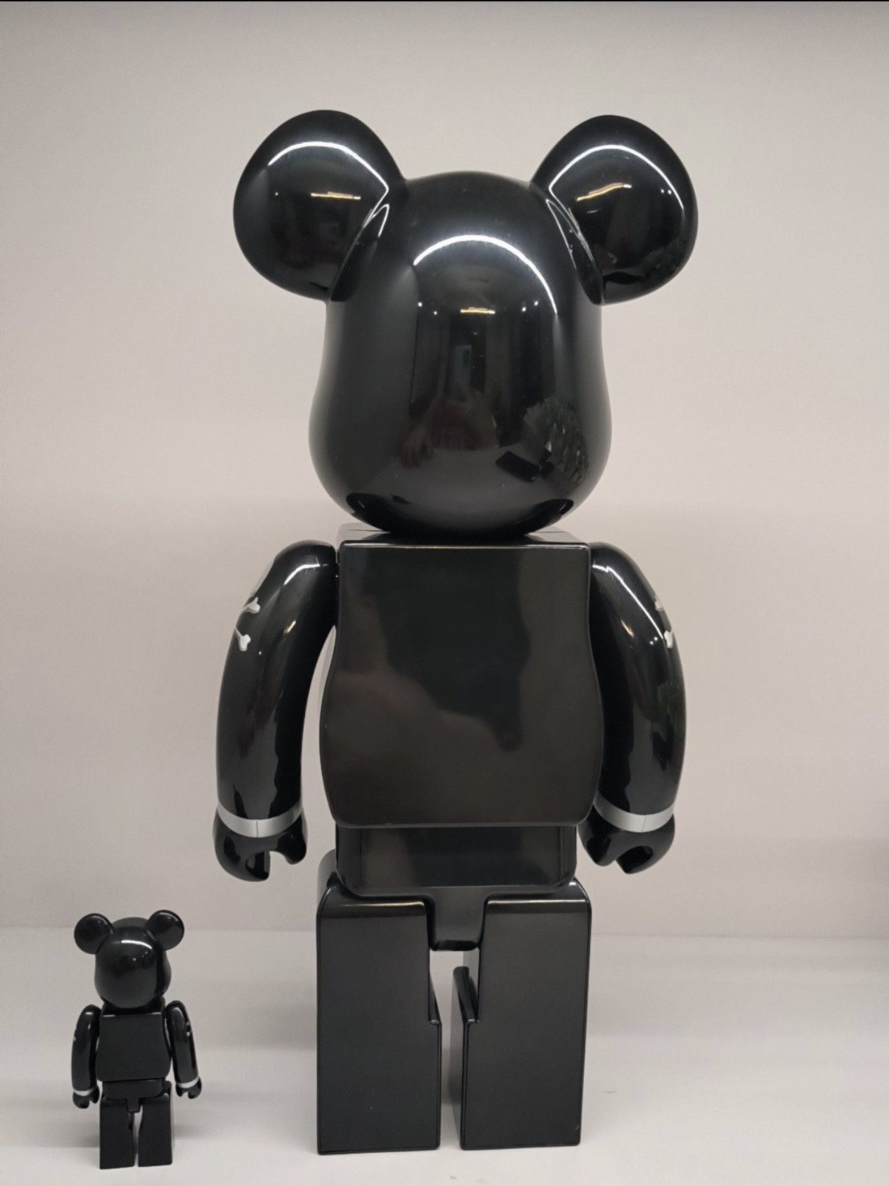 Japanese Brand × Medicom Toy Bearbrick Mastermind Japan Black Chrome Ver. 100% & 400% Set Size ONE SIZE - 2 Thumbnail