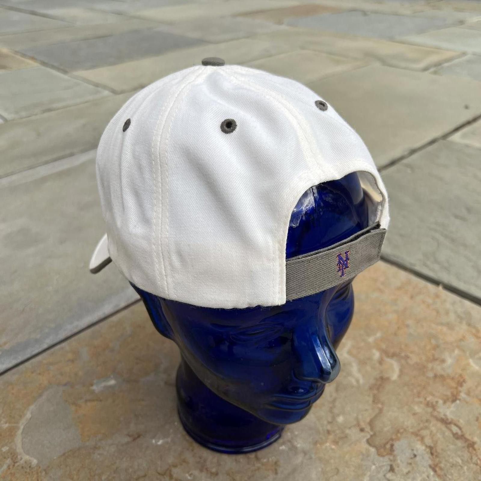MLB Neo-Vintage Y2K New York Mets Genuine MLB Strapback Hat Size ONE SIZE - 4 Thumbnail
