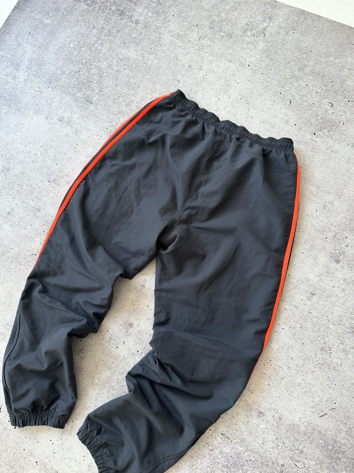 Adidas Adidas track pants Size US 36 / EU 52 - 11 Thumbnail
