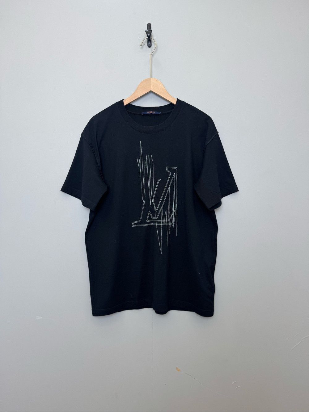 Louis Vuitton Louis Vuitton Geometric Print T-Shirt Size L Size US L / EU 52-54 / 3 - 1 Thumbnail