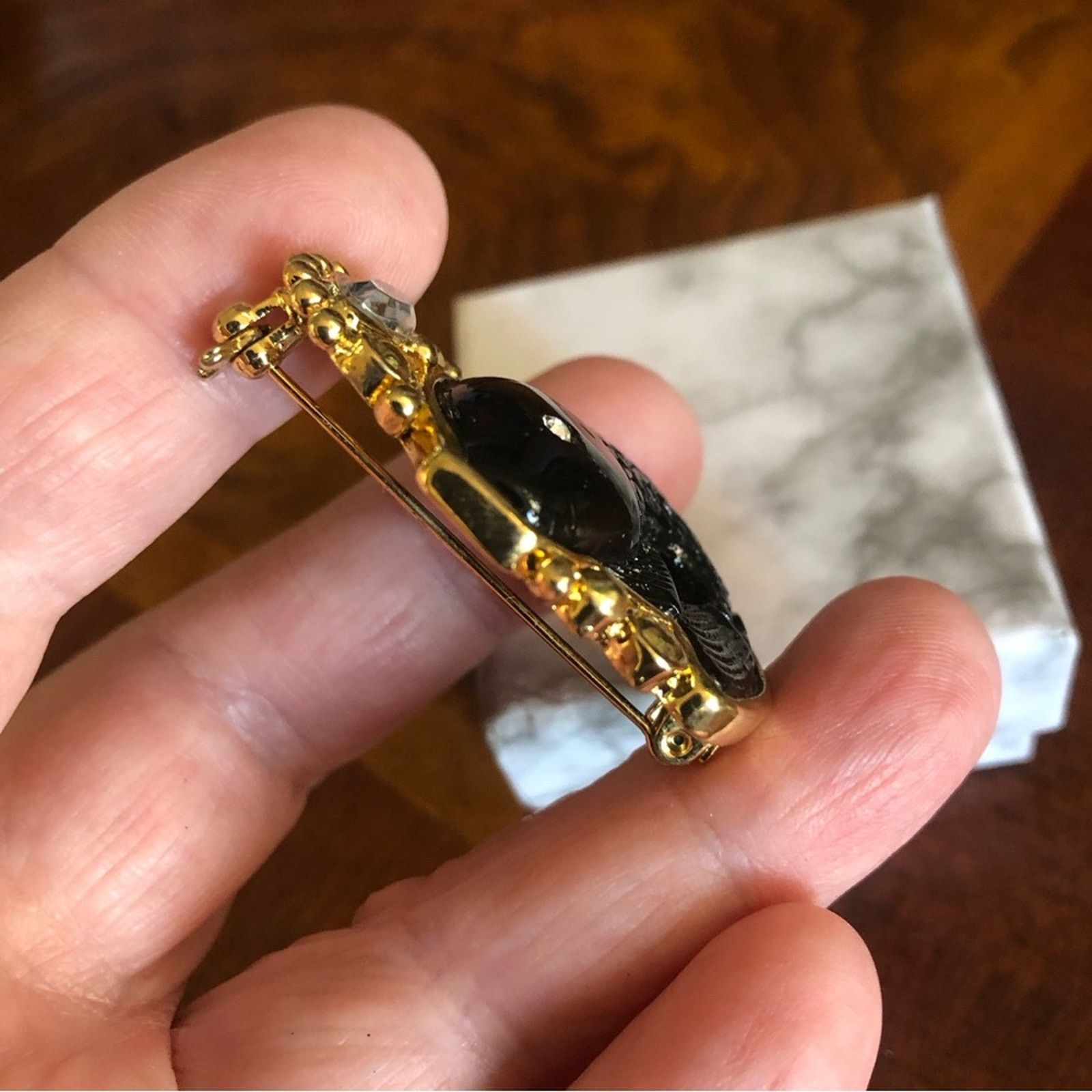Vintage Vintage hand carved black agate fish brooch pin Size ONE SIZE - 8 Thumbnail