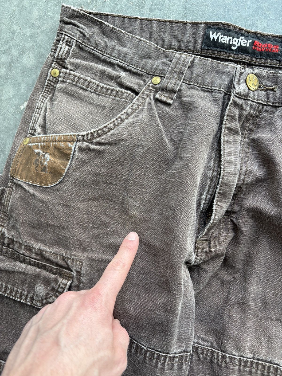Vintage Vintage Y2K Wrangler Riggs Double Knee Carpenter Pants 32x30 Size US 32 / EU 48 - 6 Thumbnail