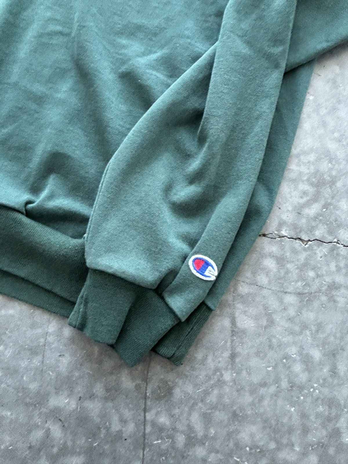 Champion Vintage 90s Champion Script Logo Sweatshirt Size US L / EU 52-54 / 3 - 5 Thumbnail
