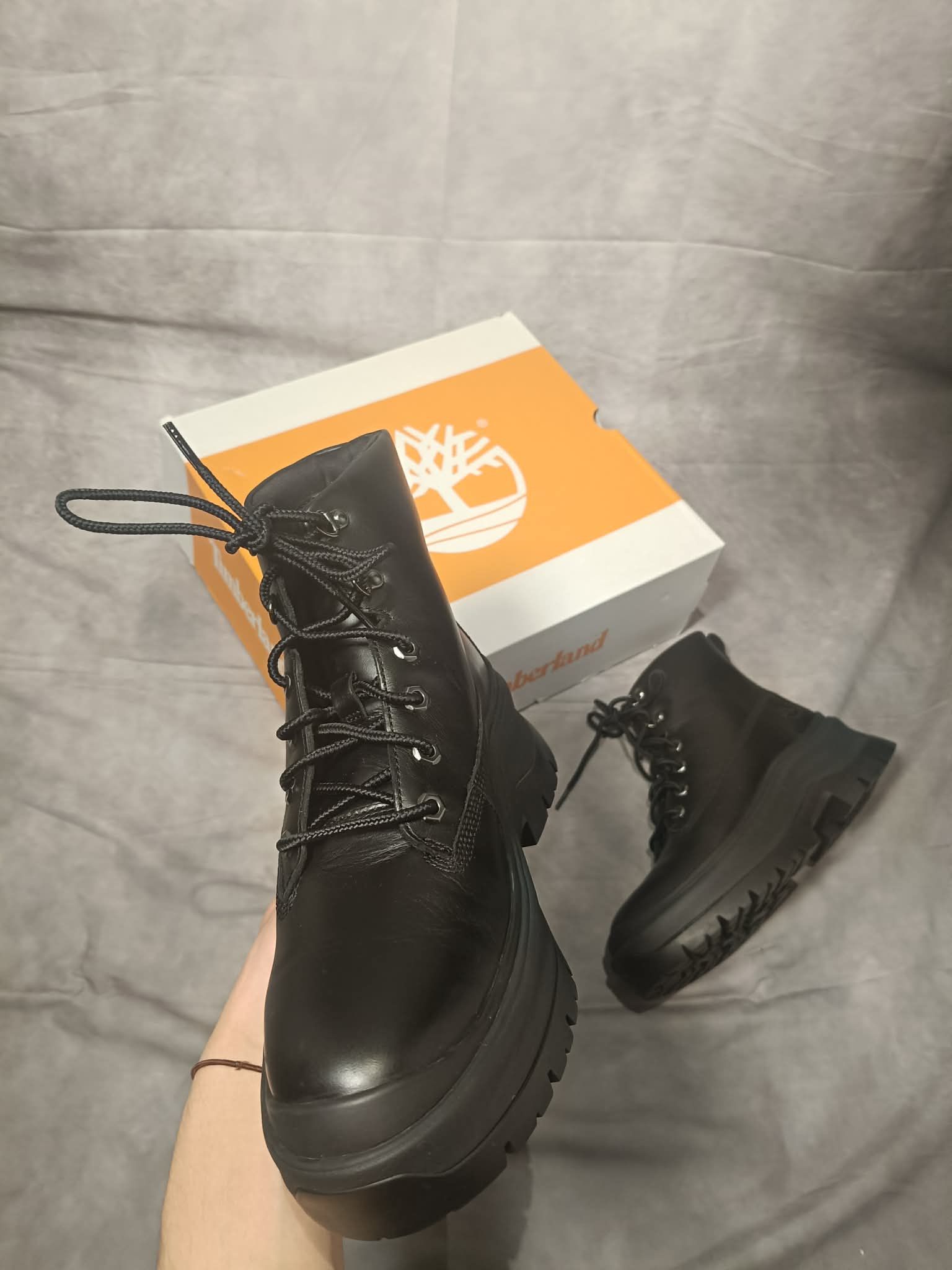 Timberland Timberland Roxie Lane Mid Lace Boot Black Full Grain 42eu Size US 11 / IT 41 - 4 Thumbnail