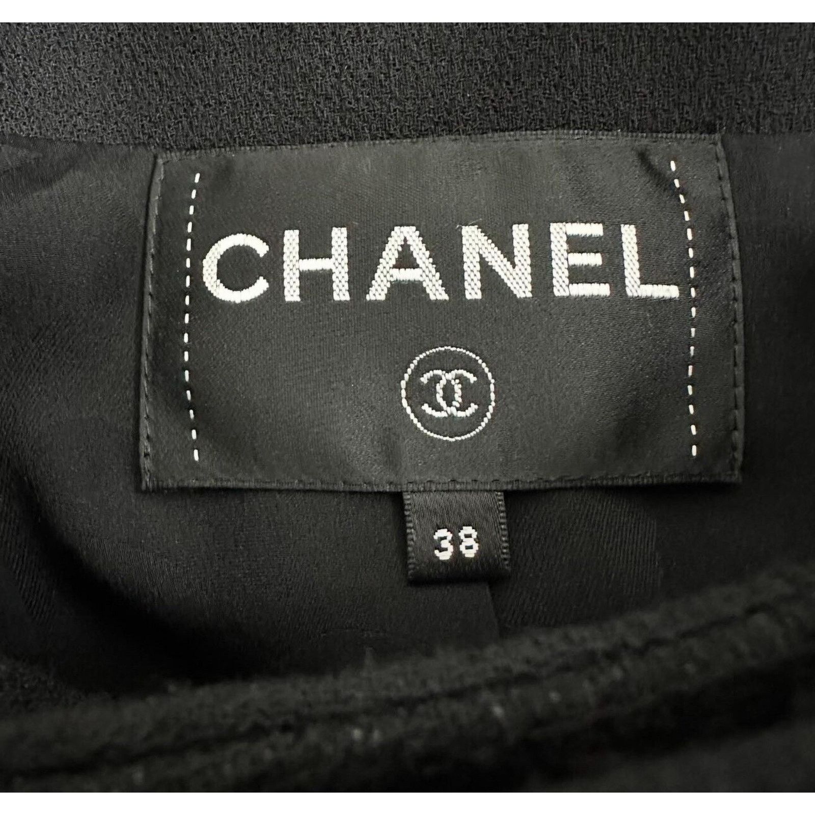 Chanel NWOT CHANEL 19A Black Wool Jacket Blazer Sz.38 Size S / US 4 / IT 40 - 3 Thumbnail
