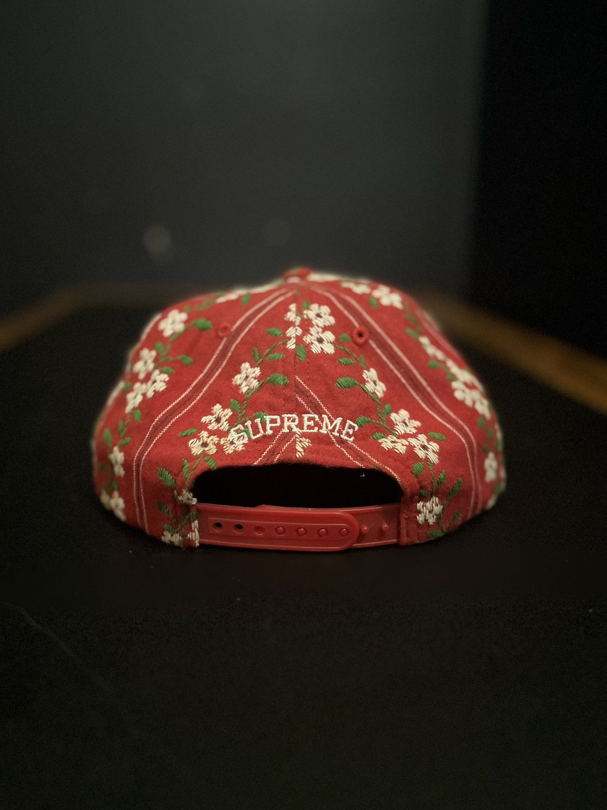 Supreme Red Supreme Flower Jacquard 5-Panel hat Size ONE SIZE - 2 Thumbnail