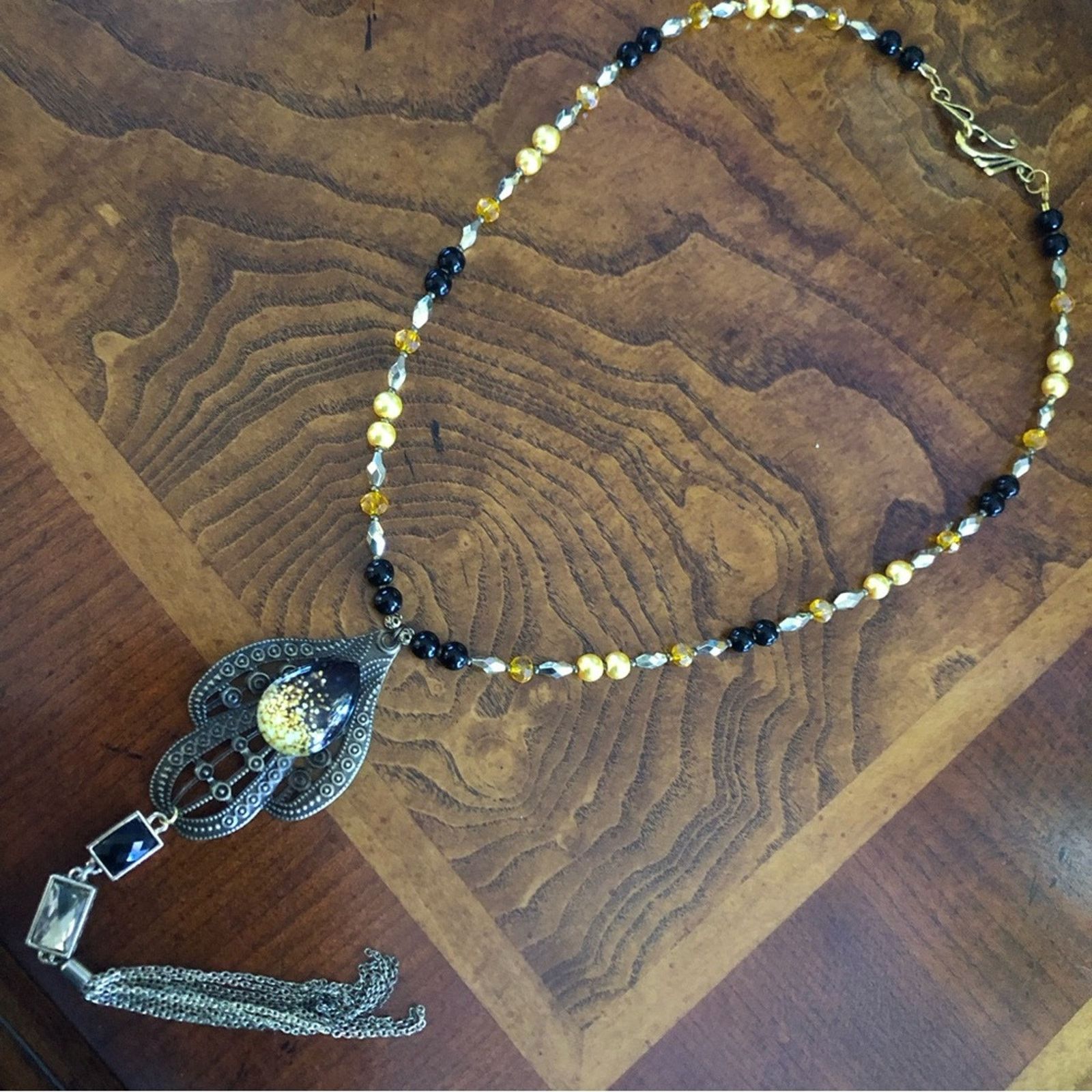 Handmade Handcrafted repurpose chain fringe Pearl necklace Size ONE SIZE - 7 Thumbnail