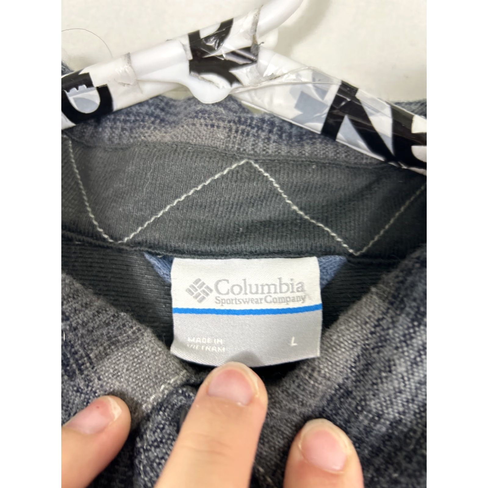Vintage Columbia Shirt Mens Large Black Gray Plaid Flannel Button-Up Long Sleeve Size US L / EU 52-54 / 3 - 7 Thumbnail