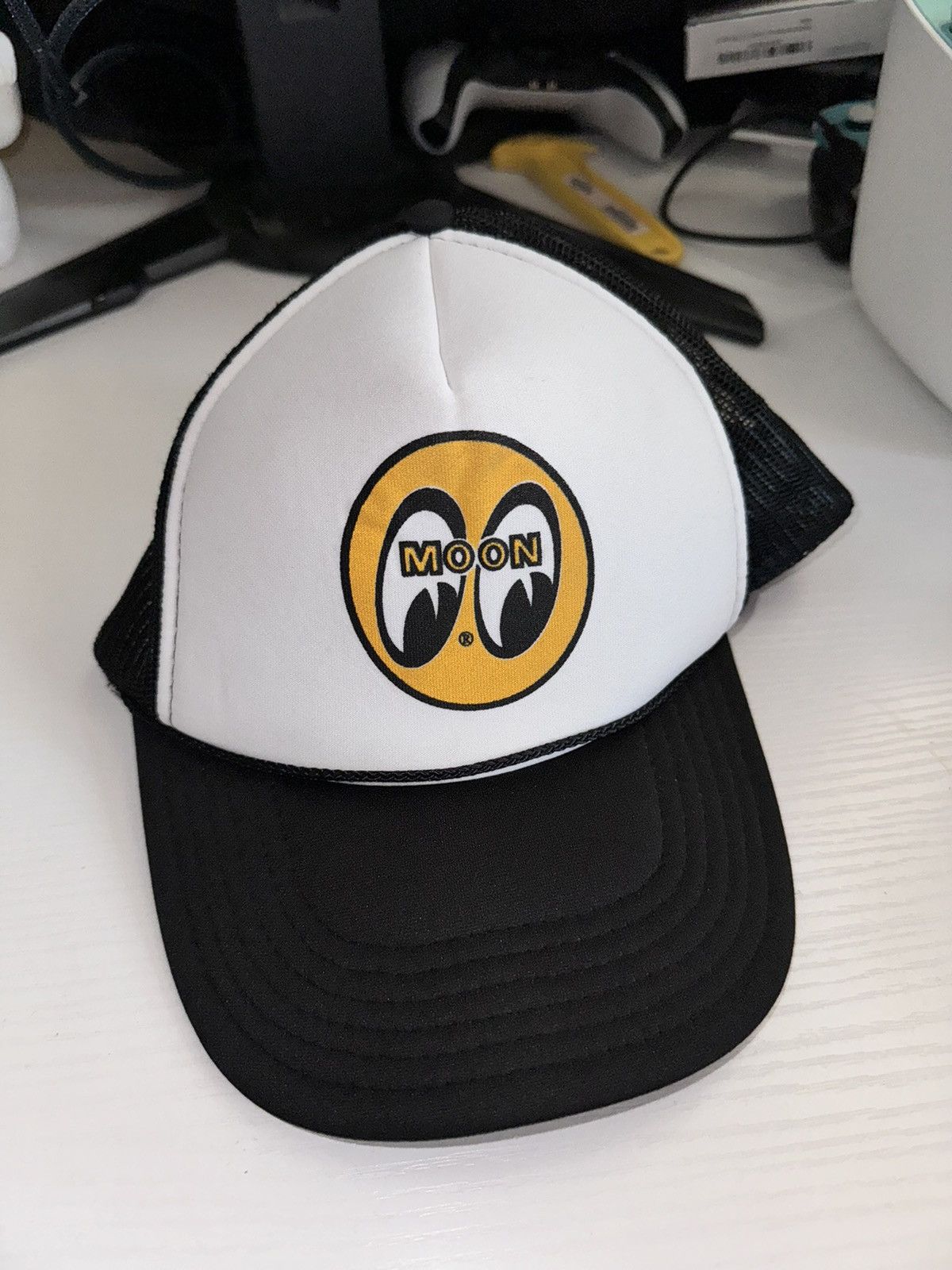 Other × Vintage MOONEYES - MOON Logo Trucker Hat Size ONE SIZE - 1 Thumbnail