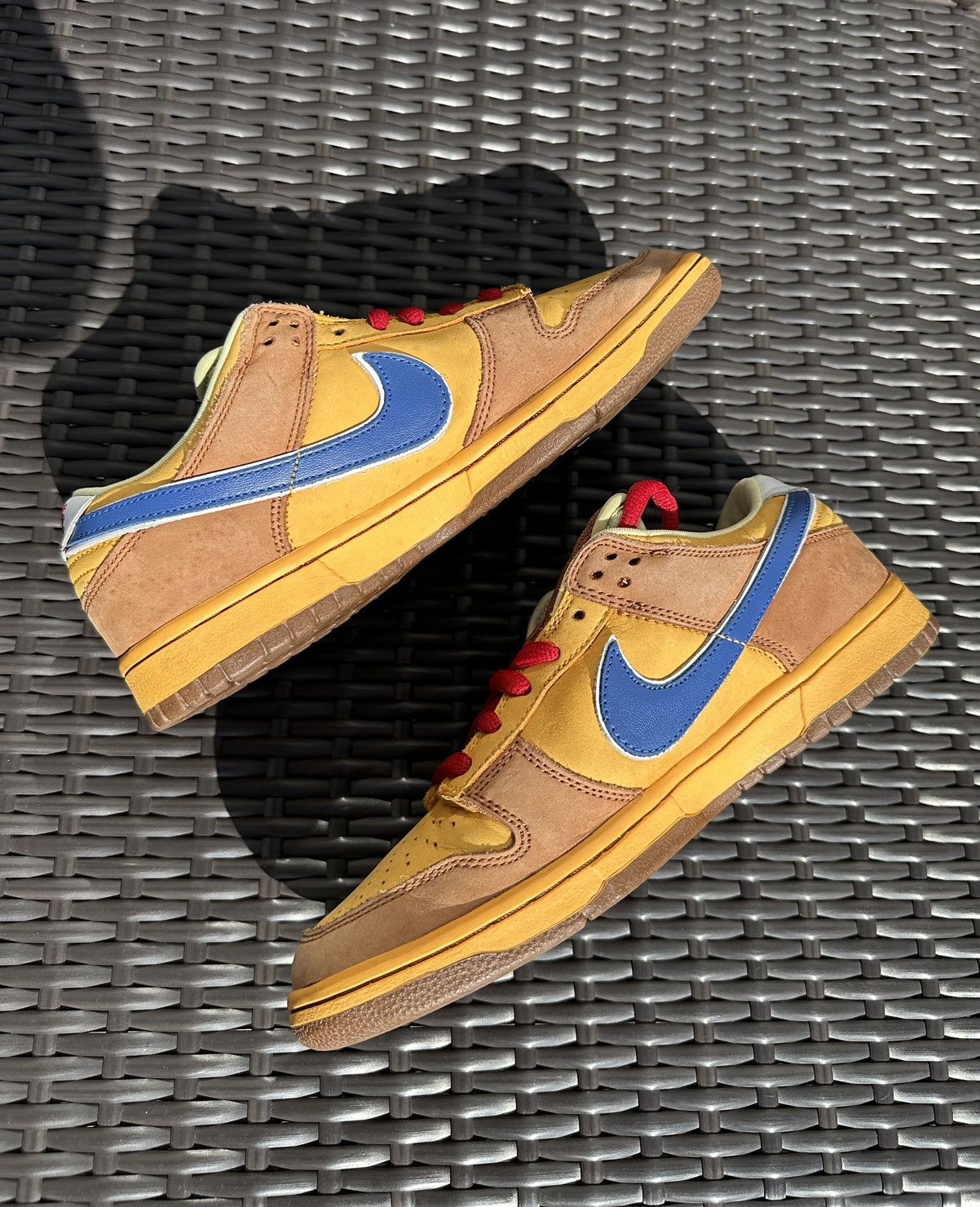 image of Nike Dunk Low Sb Premium “Newcastle Brown Ale” Size 8 Shoes in Gold, Men's