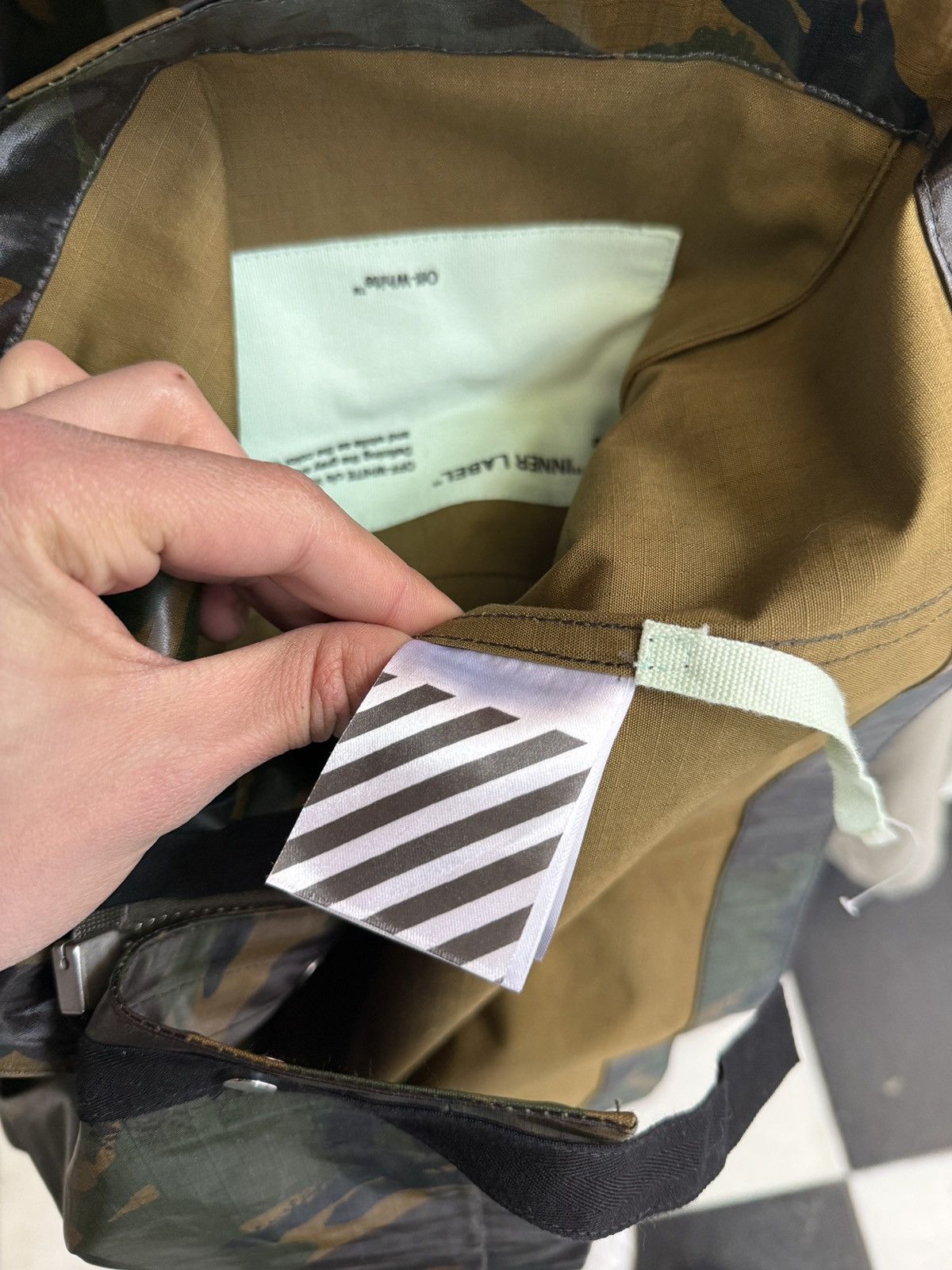 Off-White SS2018 Off White M65 Field Jacket. Size US L / EU 52-54 / 3 - 9 Thumbnail