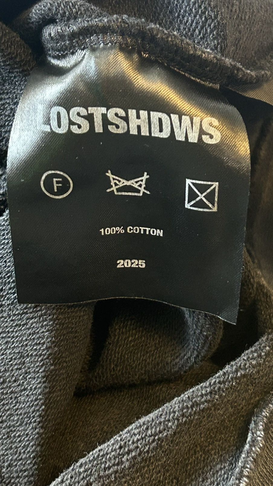 LOSTSHDWS LOSTSHDWS Distressed Script Hoodie (ComplexCon Exclusive) Size US S / EU 44-46 / 1 - 4 Thumbnail