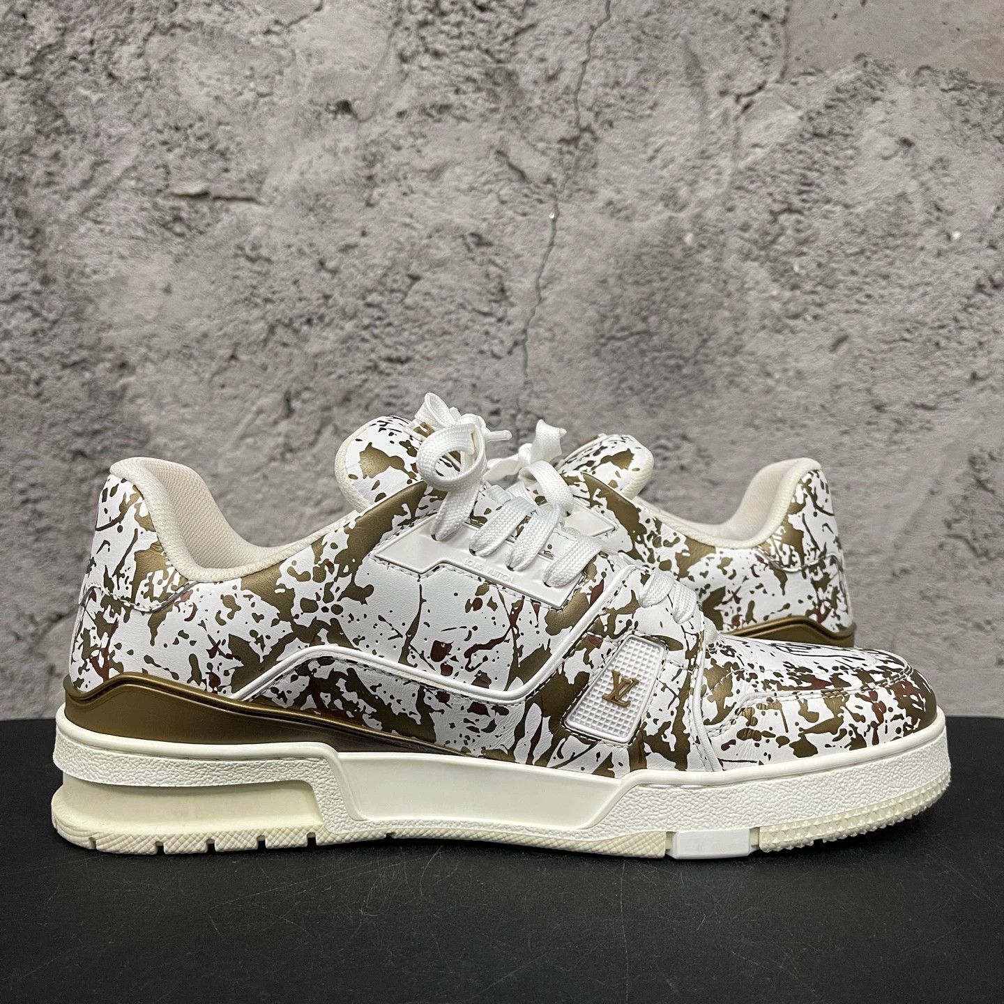 Louis Vuitton LV Trainer Milan Exclusive US8 Size US 8 / EU 41 - 4 Thumbnail