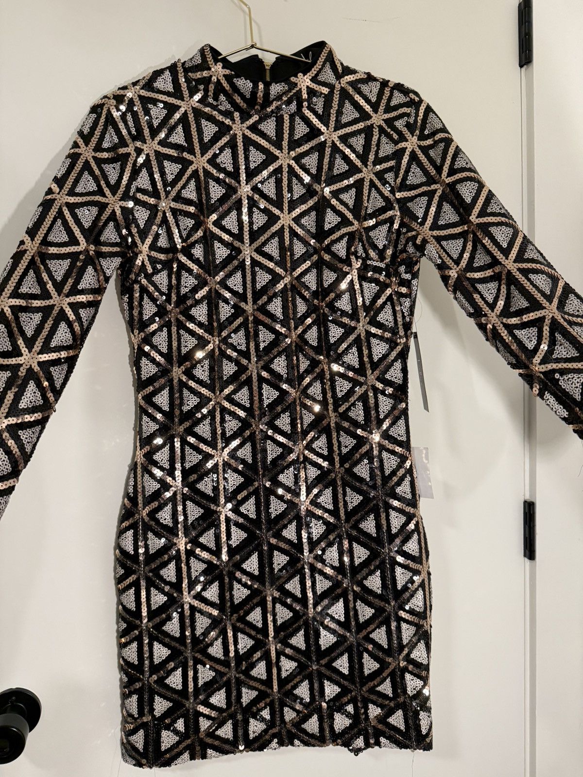 Lulus Lulus rose gold sequin long sleeve Size L / US 10 / IT 46 - 2 Thumbnail