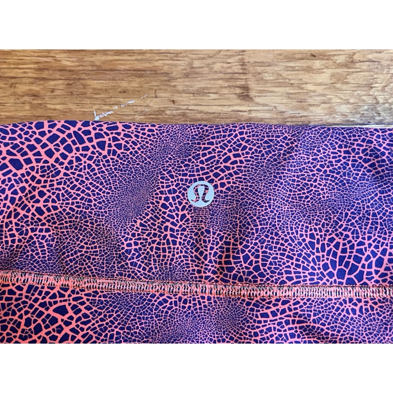 Lululemon Lululemon Invigorate High Rise Tights Women’s 12 Orange Black Snakeskin Size ONE SIZE - 6 Thumbnail
