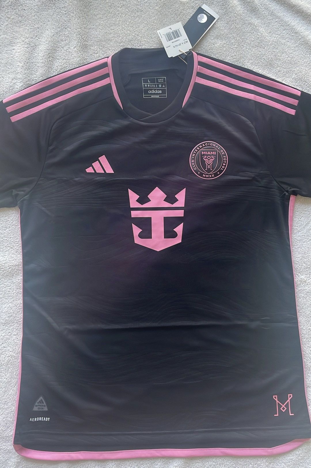 Adidas INTER MIAMI CF 23/24 AWAY AUTHENTIC MESSI JERSEY RARE SIZE Size US L / EU 52-54 / 3 - 2 Thumbnail
