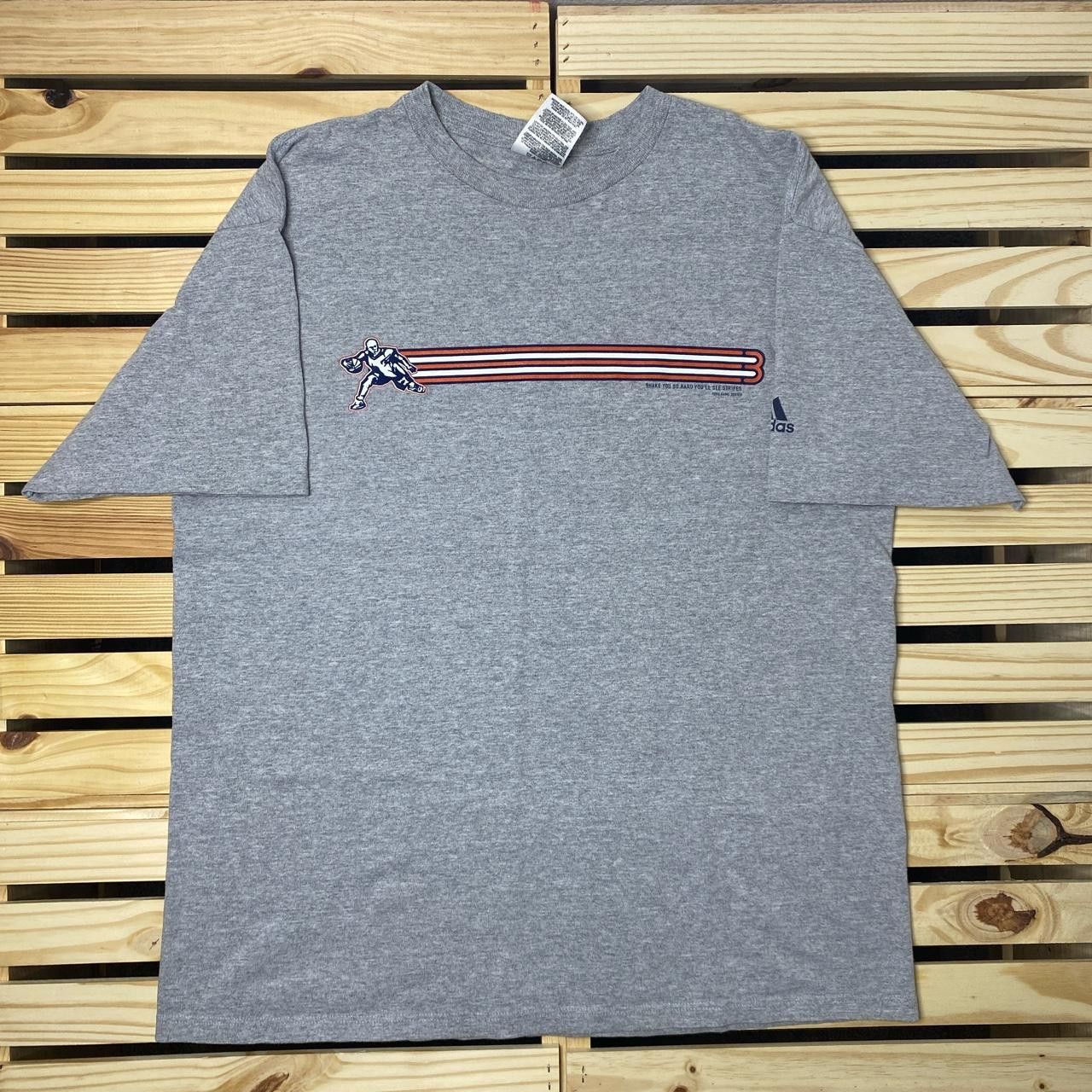 Adidas Vintage Adidas Gray Basketball Tee Size Large Size US L / EU 52-54 / 3 - 1 Thumbnail