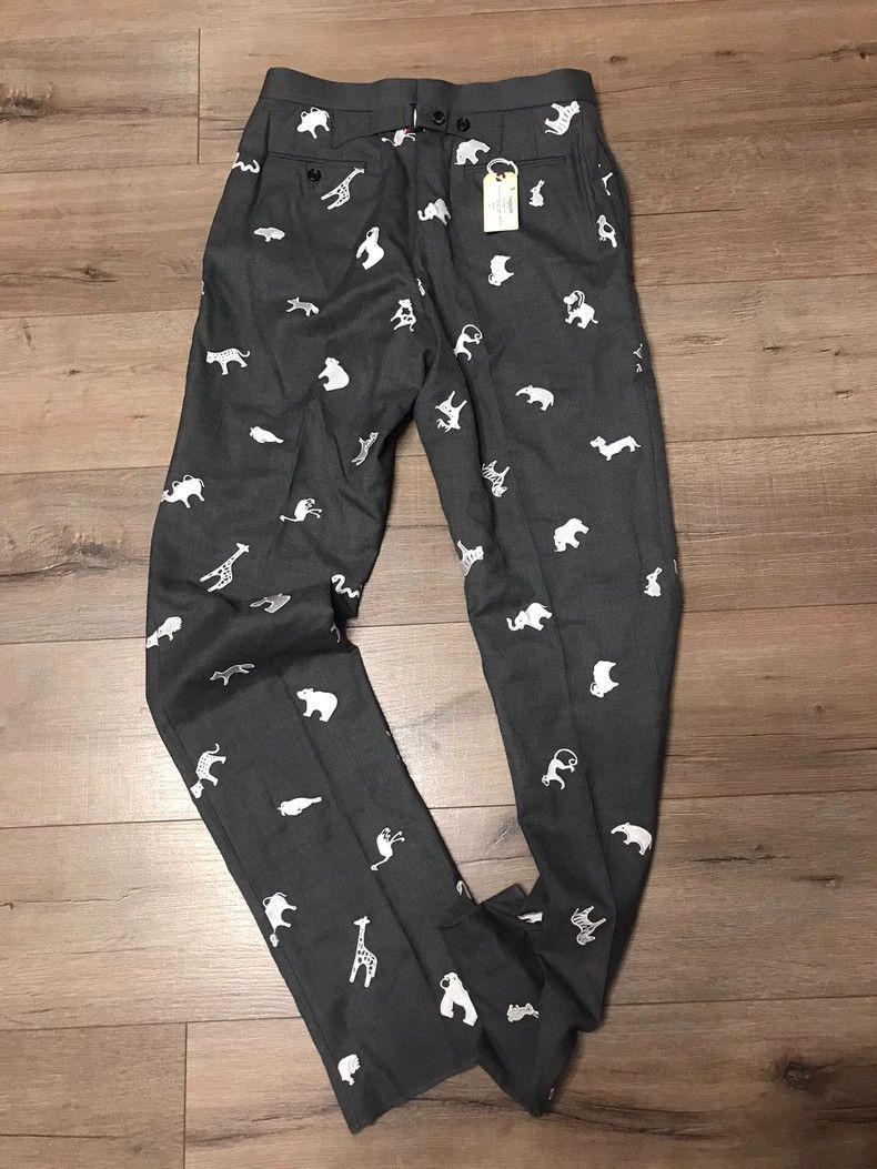 Thom Browne Thom Browne size2 casual pants Size US 26 / EU 42 - 2 Thumbnail